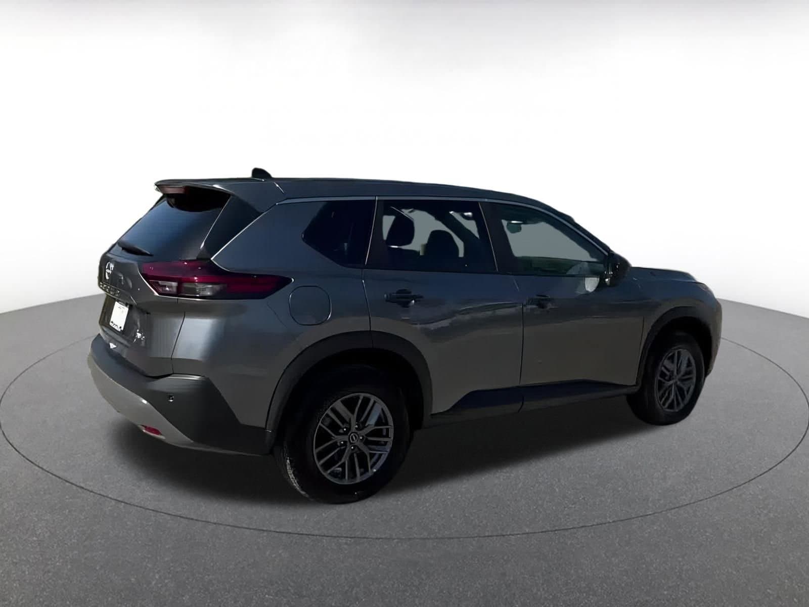 2023 Nissan Rogue S 15