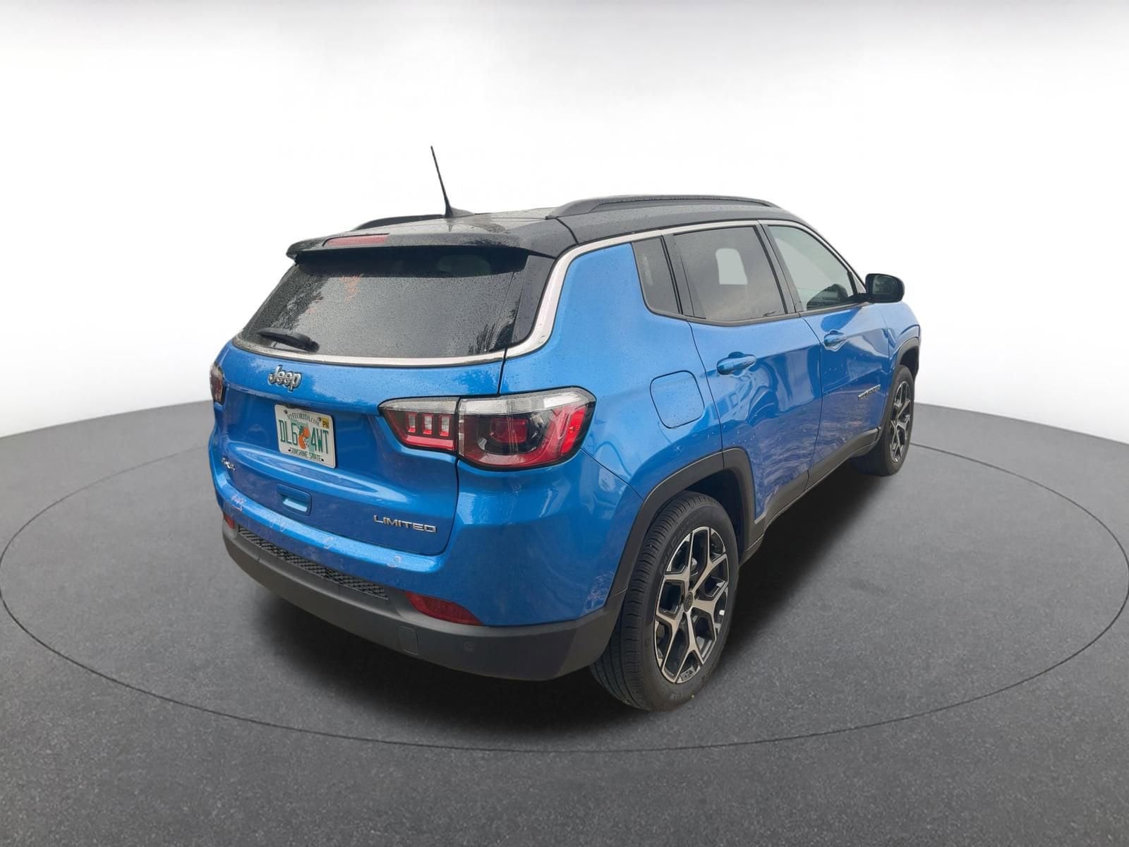 Thumbnail: 2025 Jeep Compass - 8