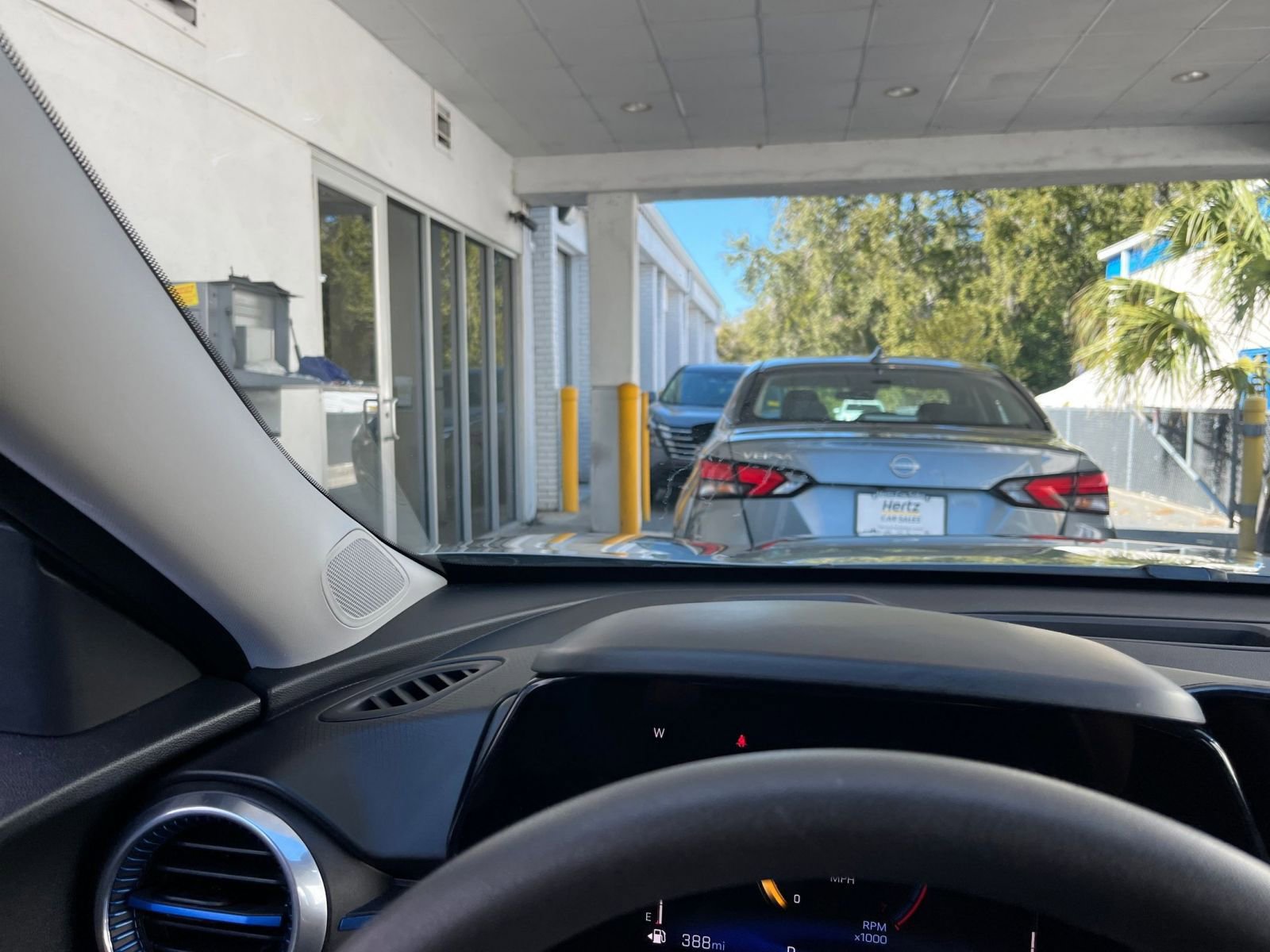 Thumbnail: 2025 Chevrolet Trax - 34