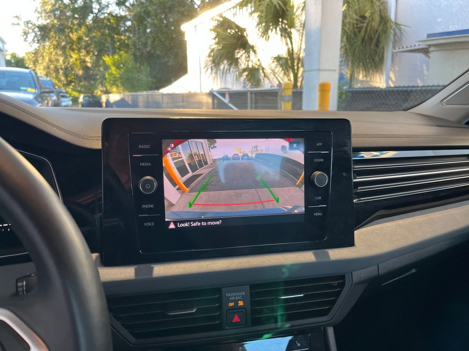 Thumbnail: 2025 Volkswagen Jetta - 17