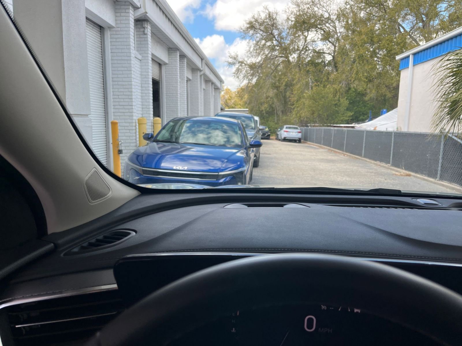 Thumbnail: 2025 Buick Encore GX - 34