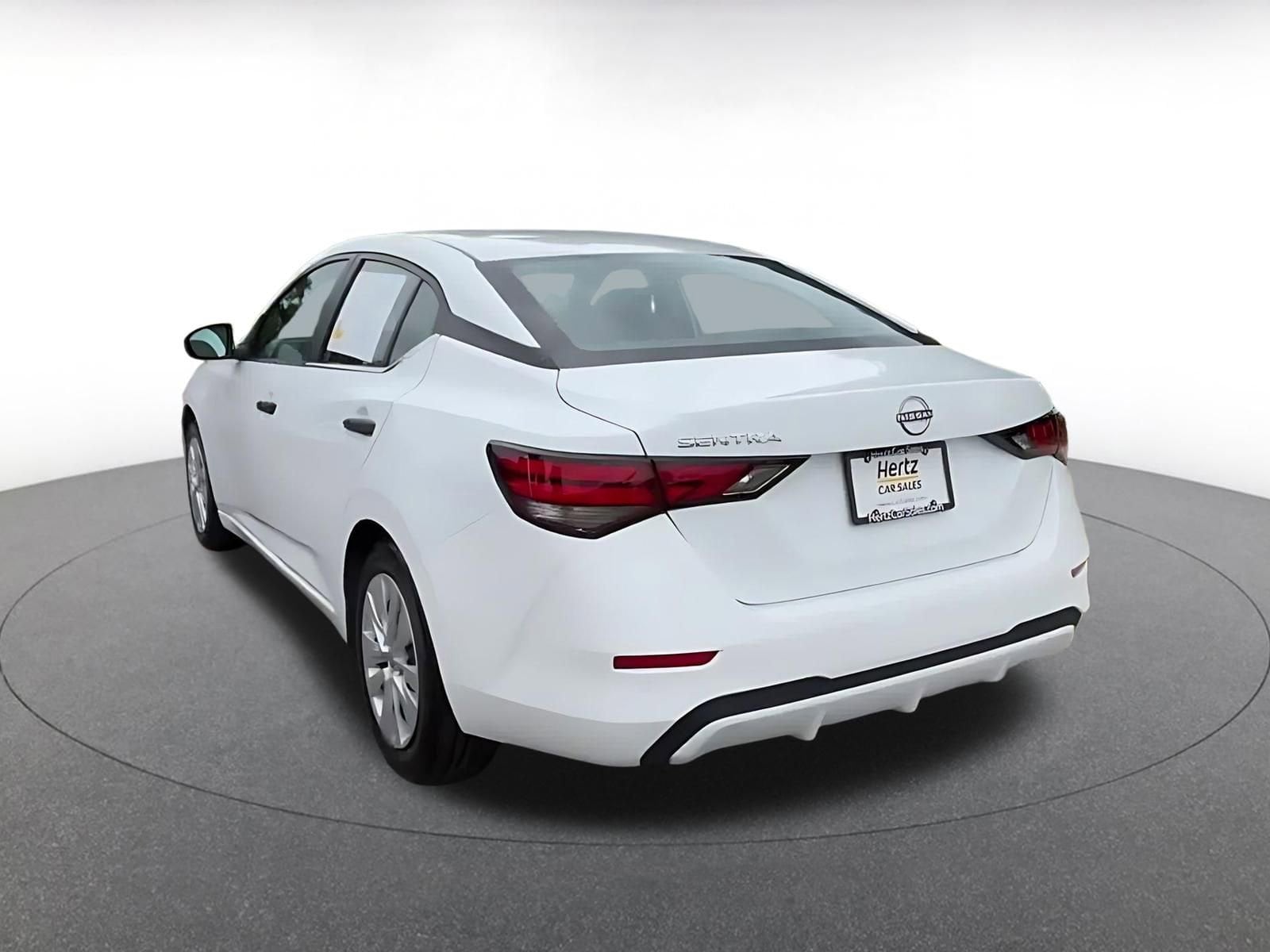 Thumbnail: 2025 Nissan Sentra - 11