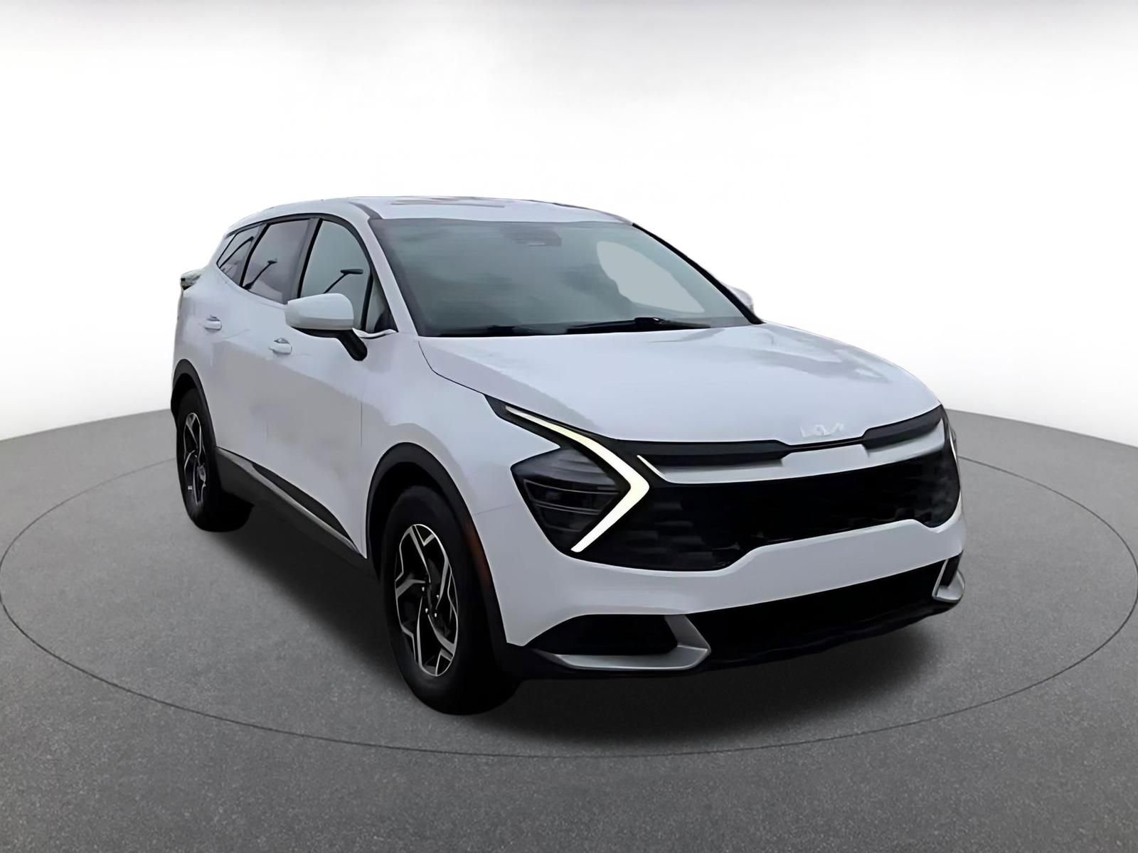 Thumbnail: 2025 Kia Sportage - 3