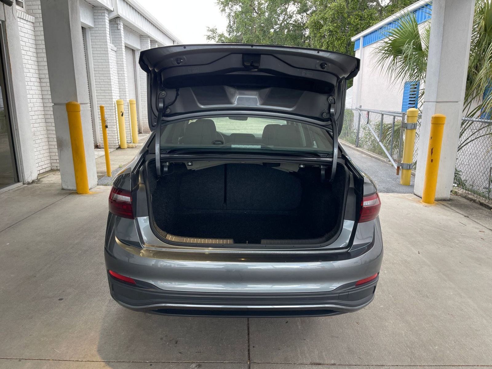 Thumbnail: 2024 Volkswagen Jetta - 31