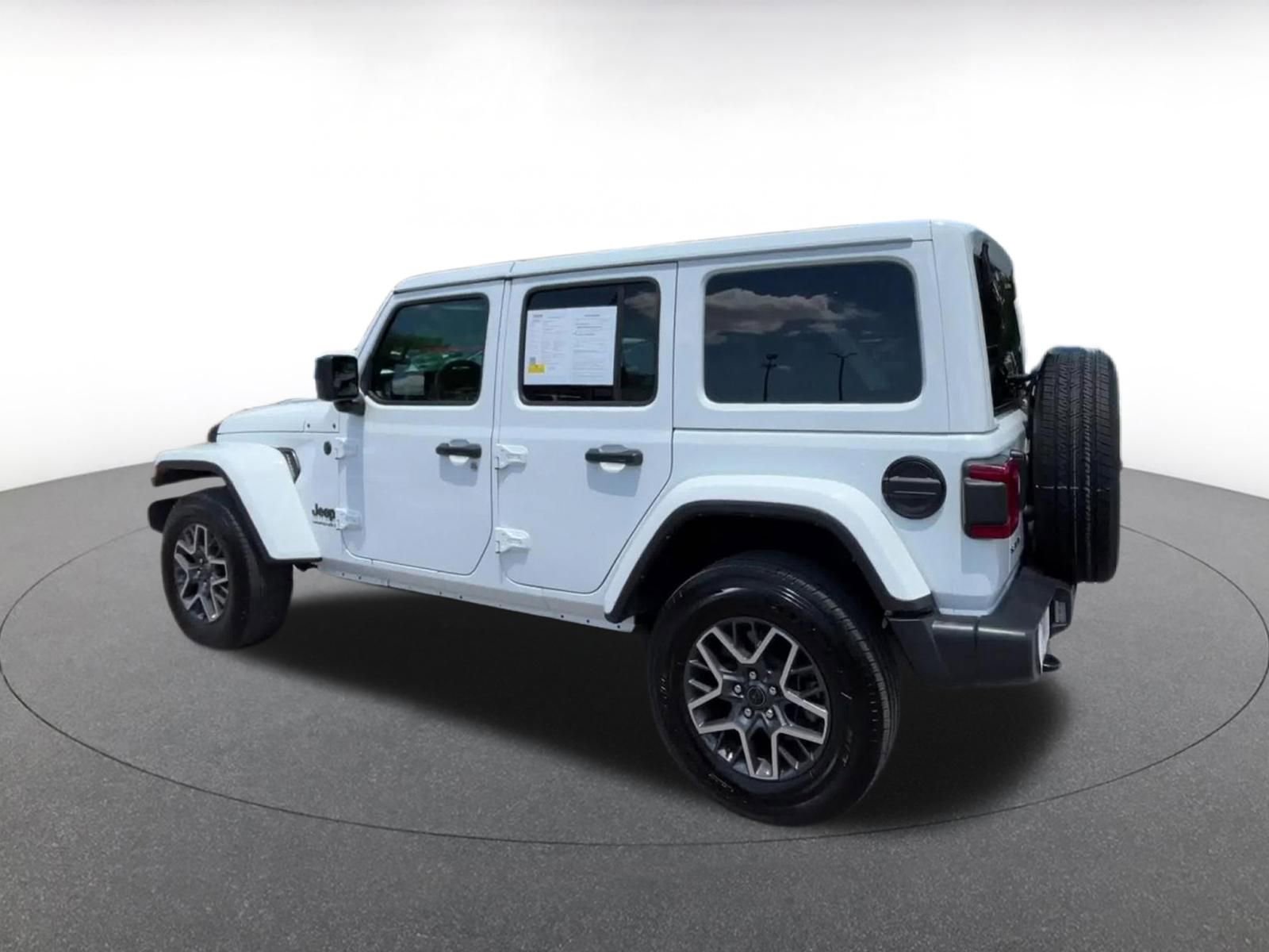 Thumbnail: 2025 Jeep Wrangler - 10