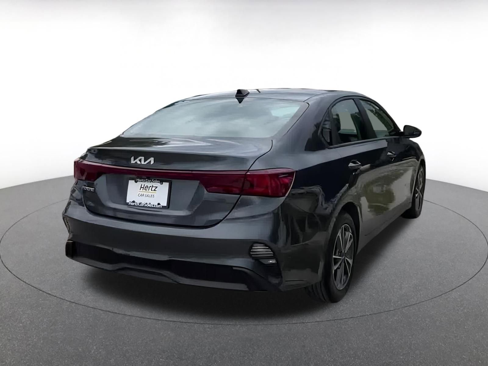 Thumbnail: 2023 Kia Forte - 13