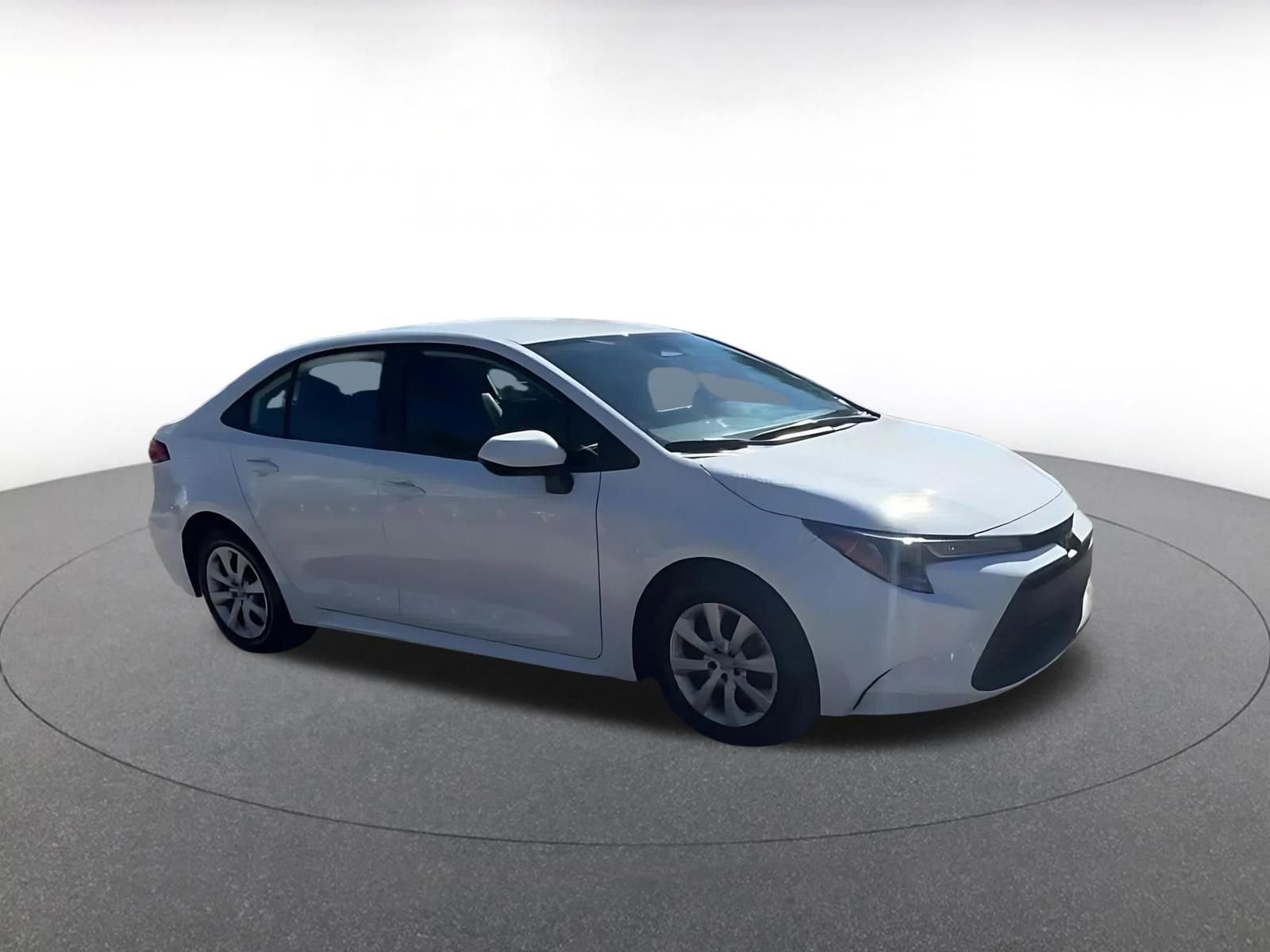 Thumbnail: 2025 Toyota Corolla - 2