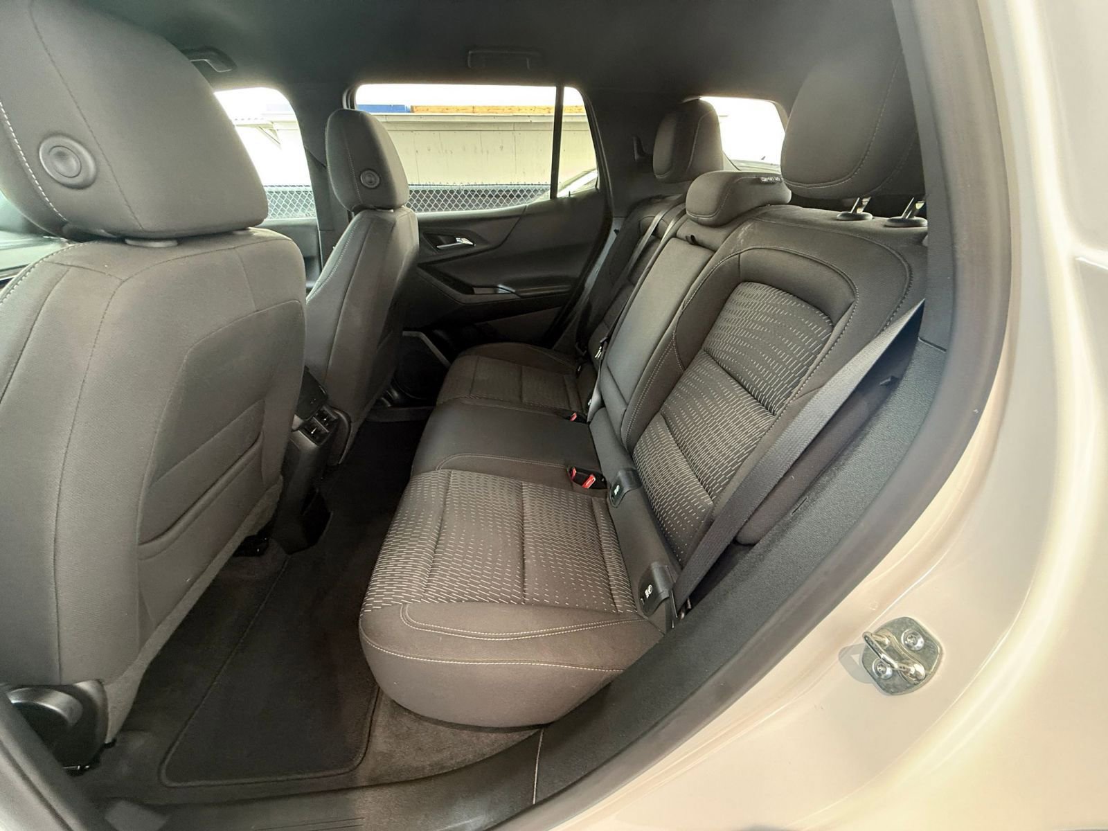 Thumbnail: 2025 Chevrolet Equinox - 25