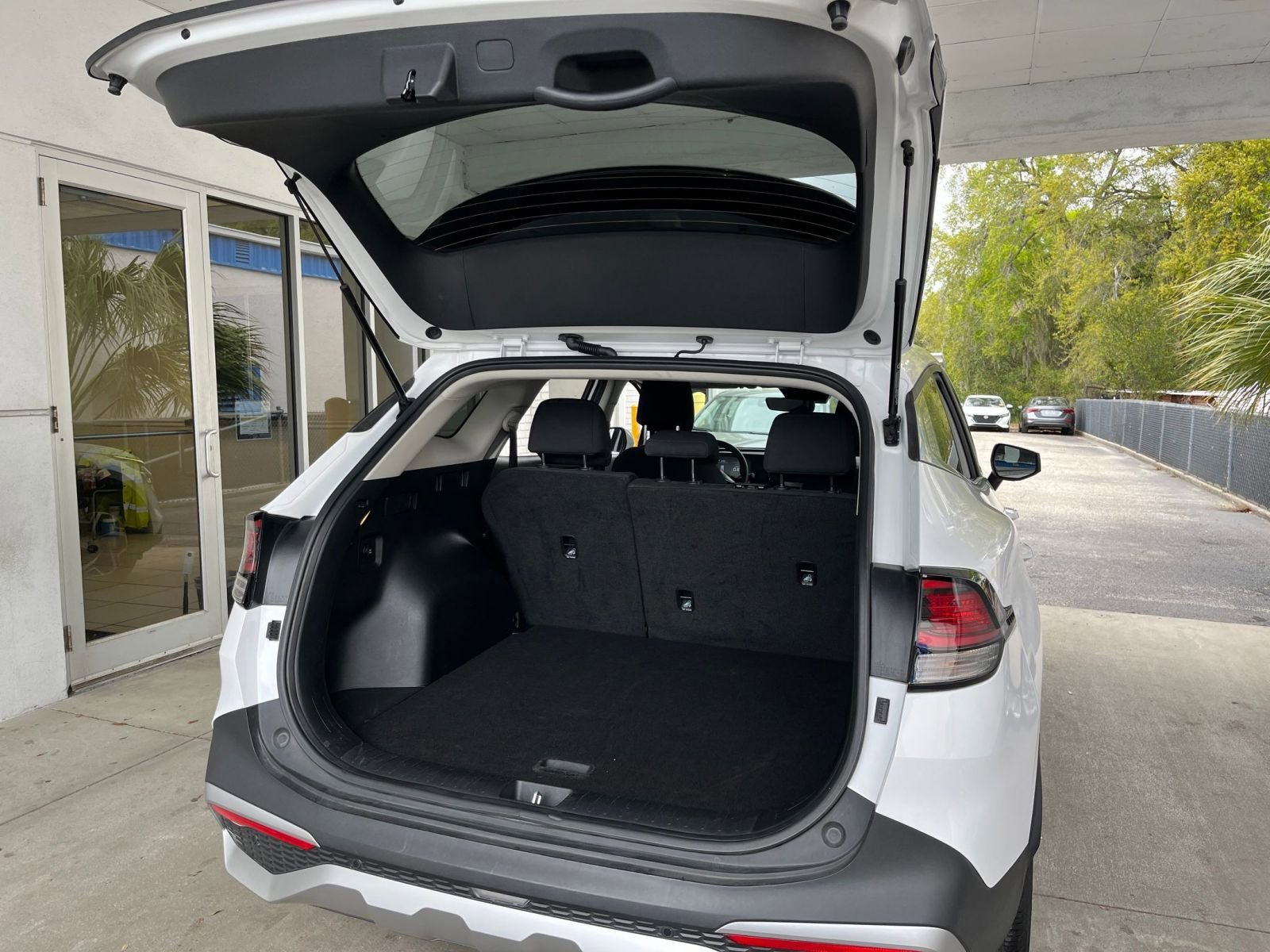 Thumbnail: 2025 Kia Sportage - 31