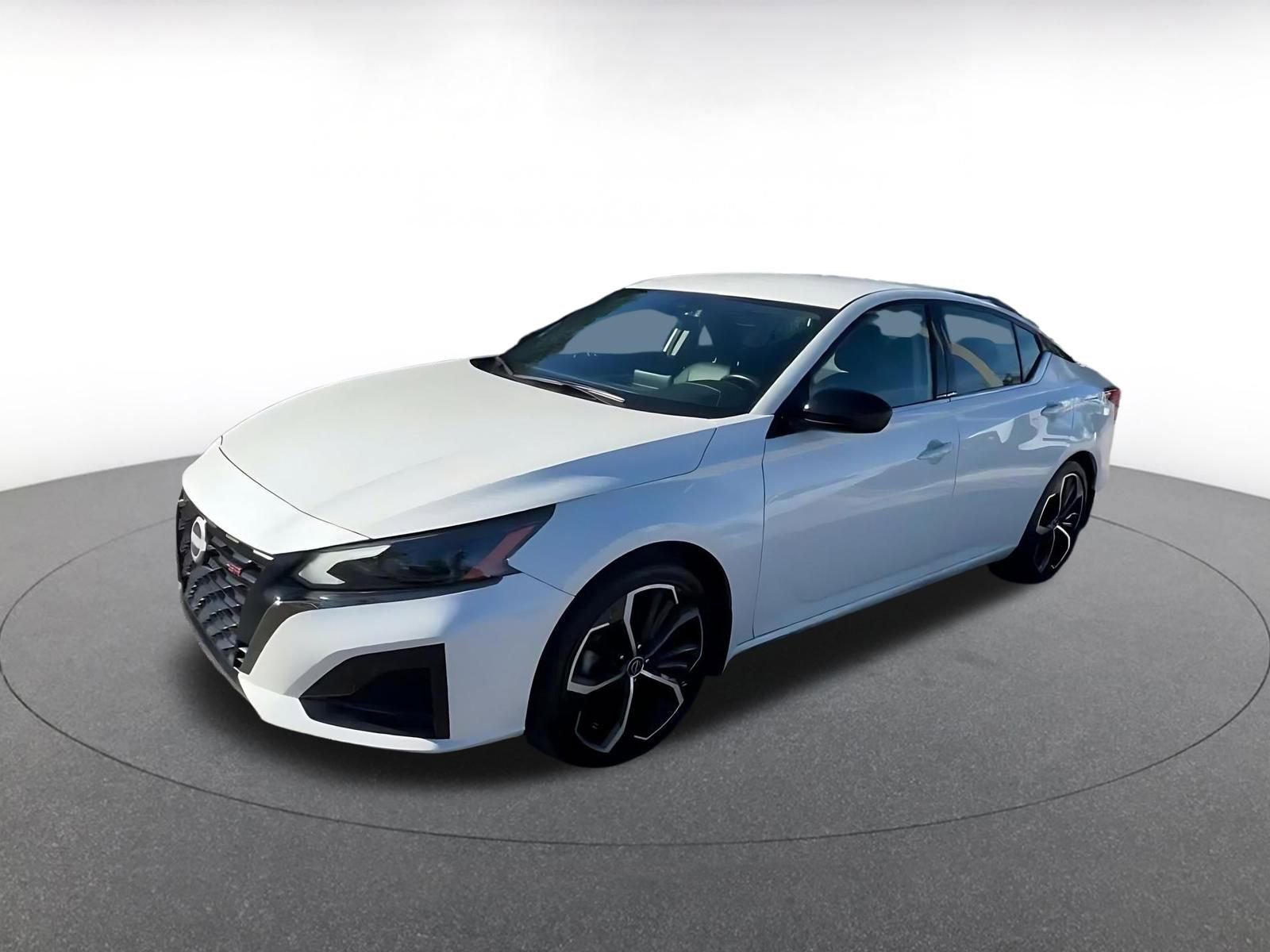 Thumbnail: 2025 Nissan Altima - 8