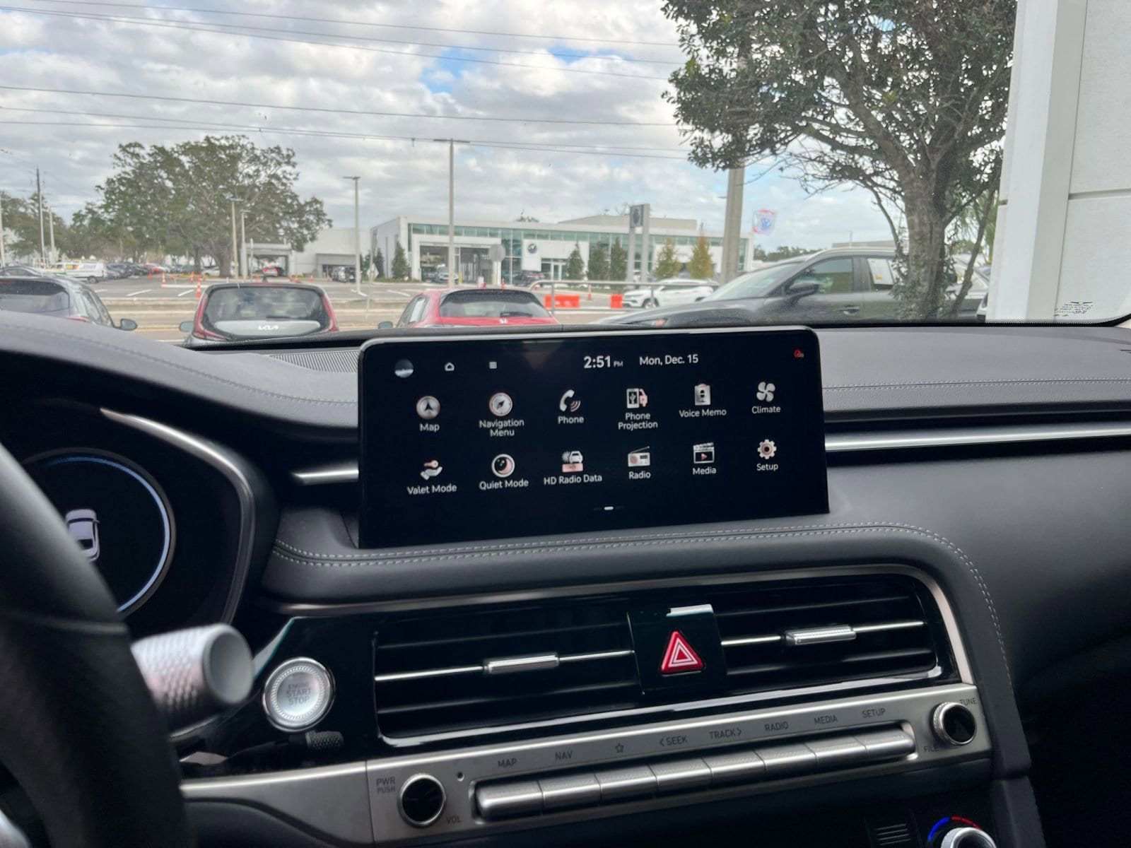 Thumbnail: 2025 Genesis G70 - 21