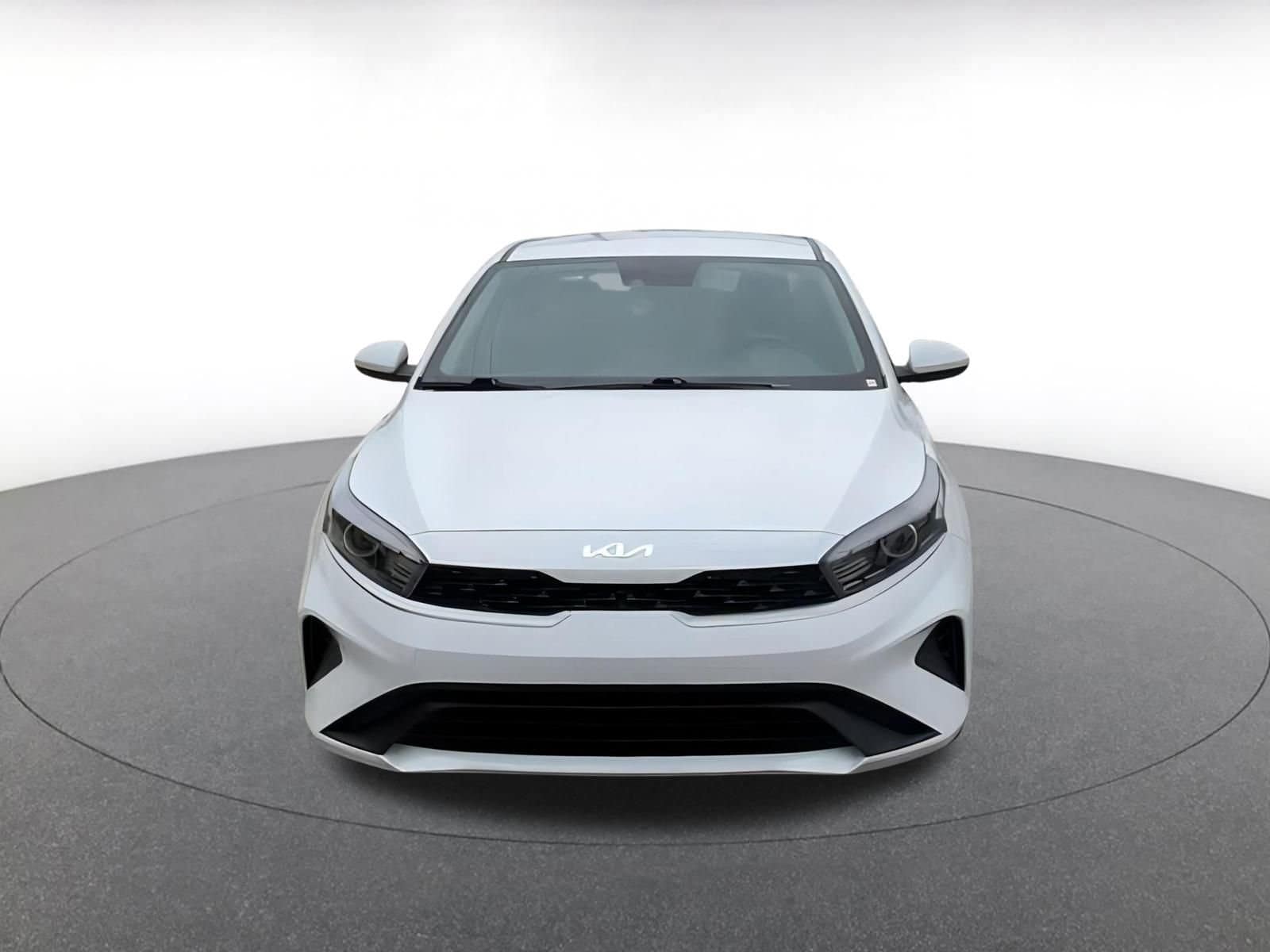 2024 Kia Forte LXS 3