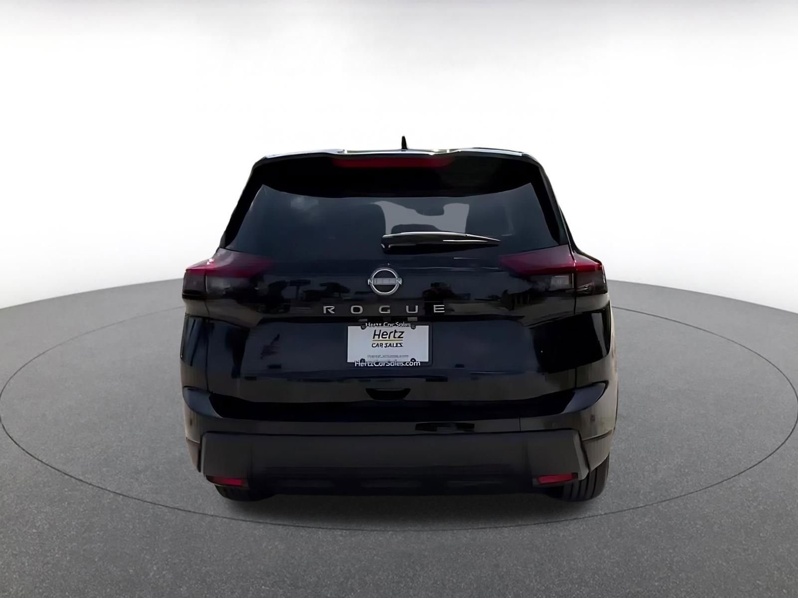 Thumbnail: 2025 Nissan Rogue - 12