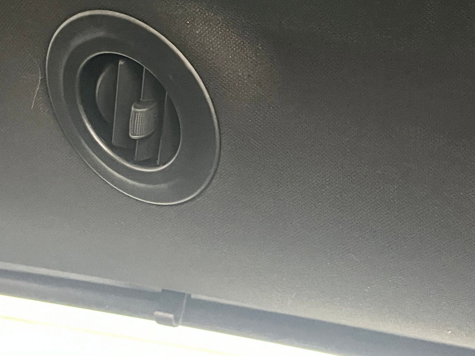 Thumbnail: 2025 Chrysler Pacifica - 25