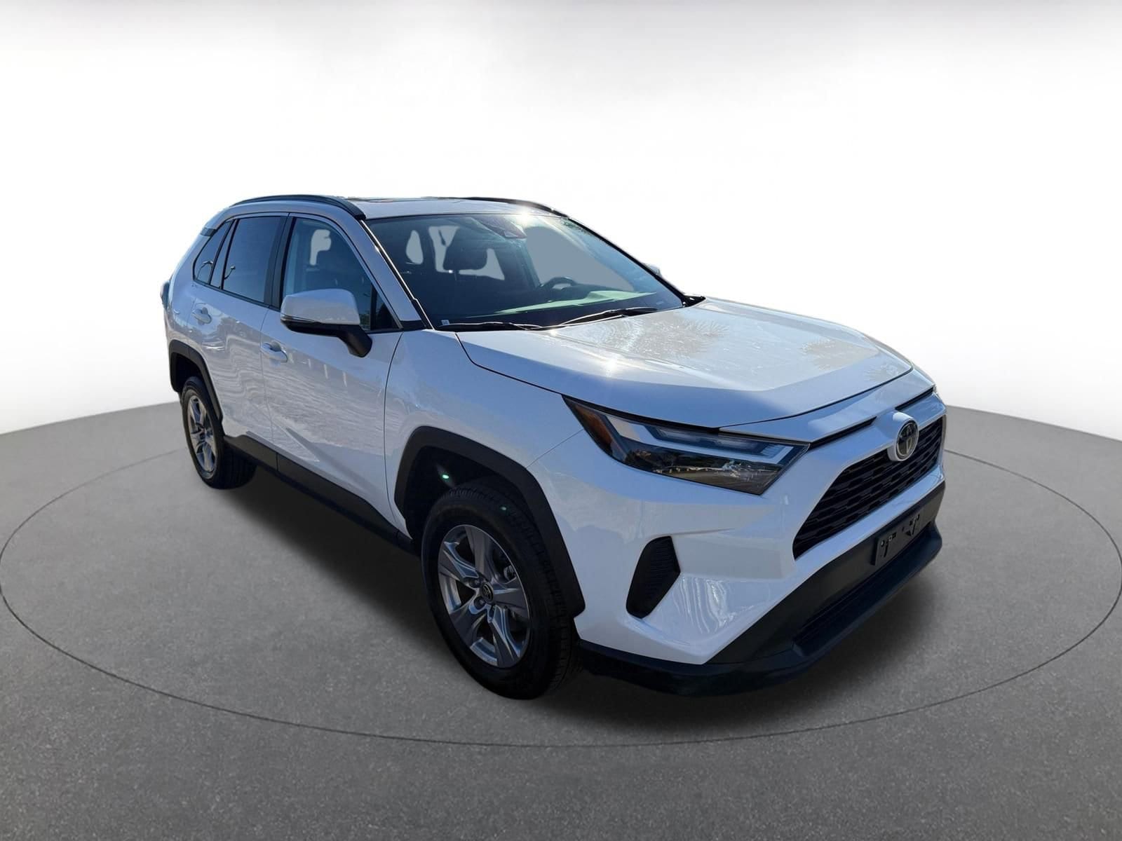 Thumbnail: 2025 Toyota RAV4 - 1