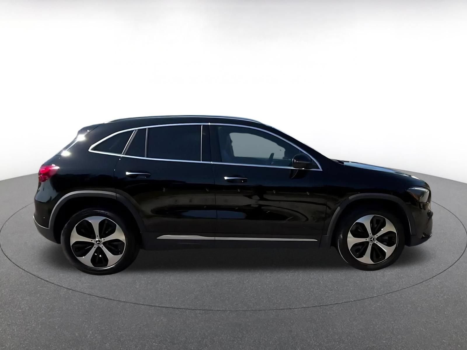 Thumbnail: 2025 Mercedes-Benz GLA - 16