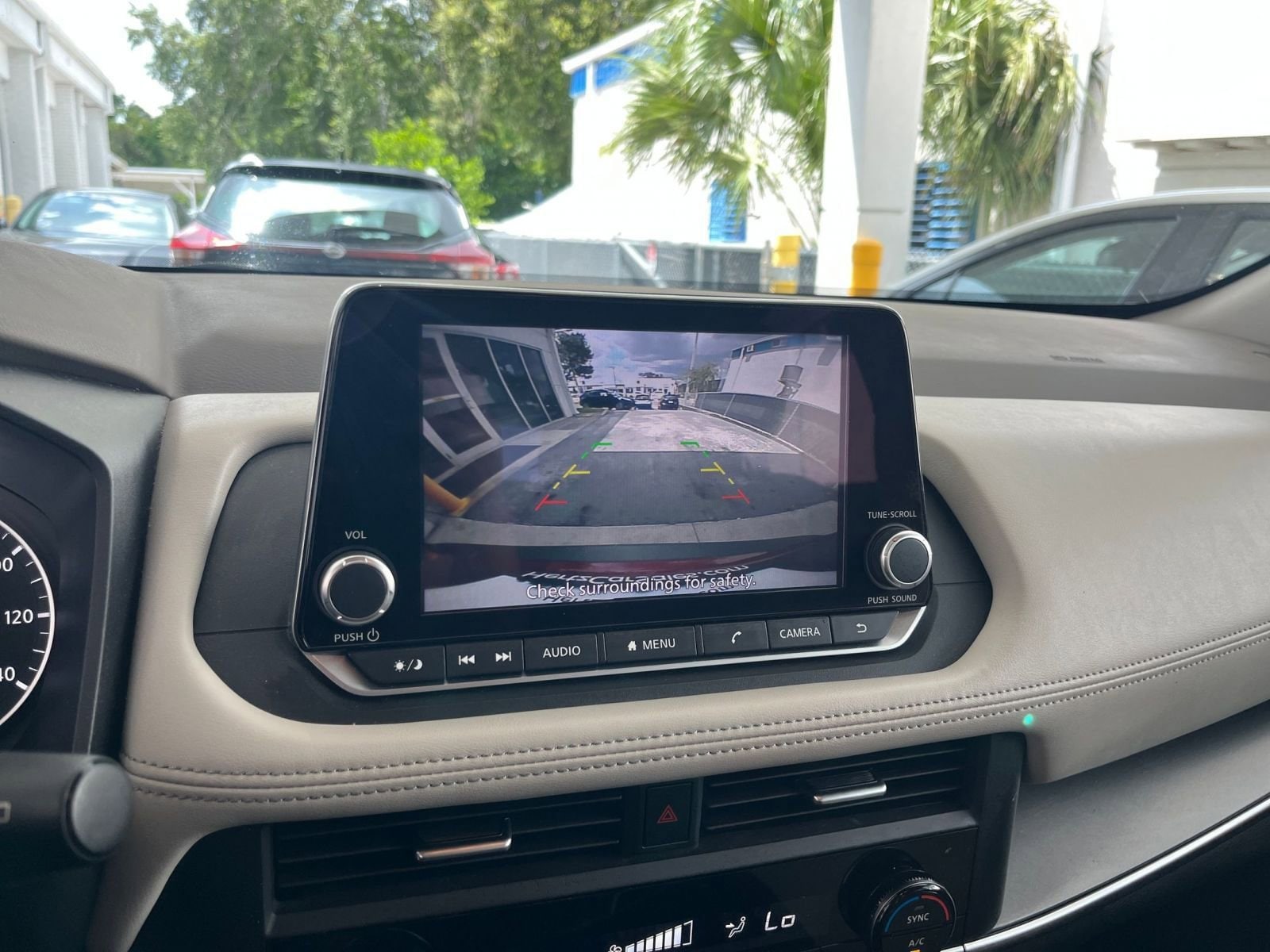 Thumbnail: 2023 Nissan Rogue - 17