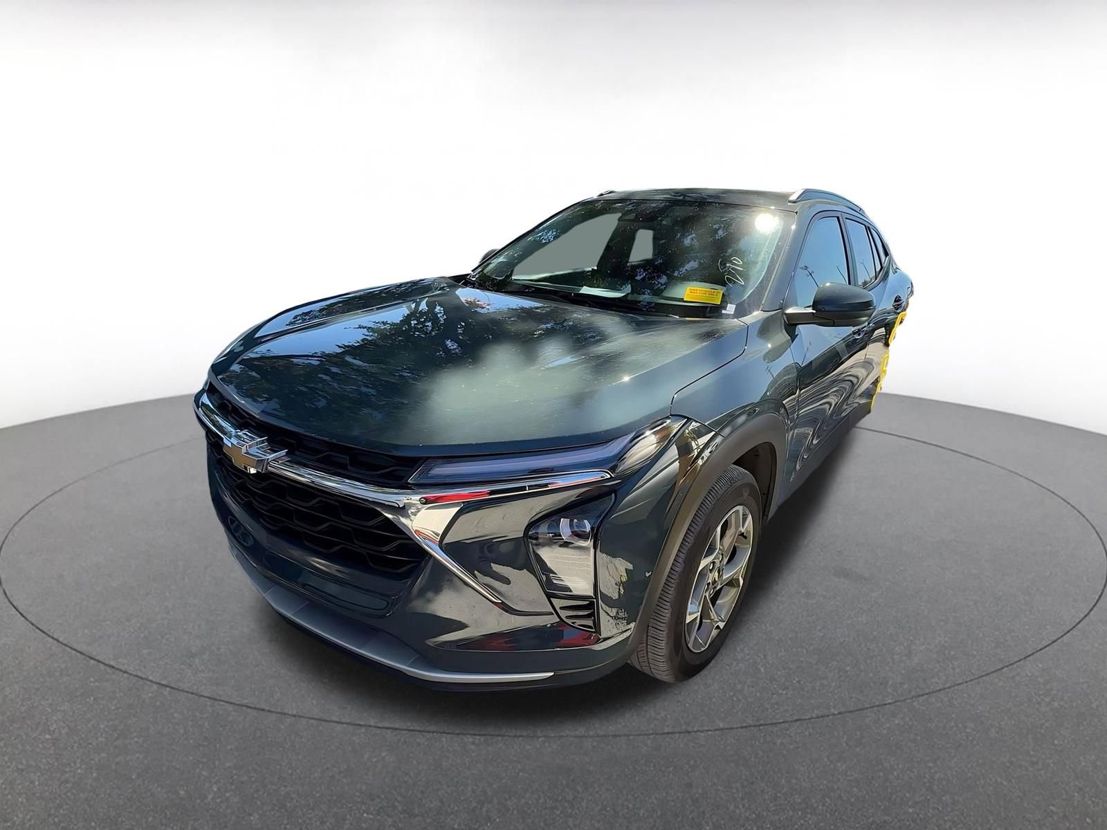 Thumbnail: 2025 Chevrolet Trax - 5