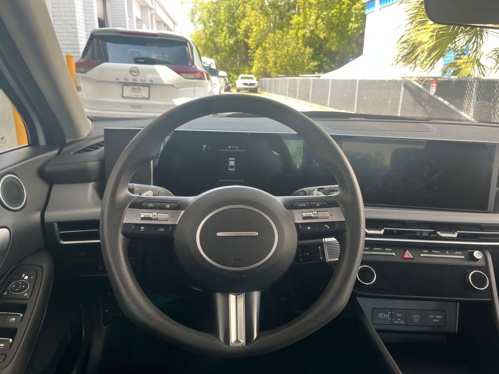 Thumbnail: 2025 Hyundai Sonata - 28