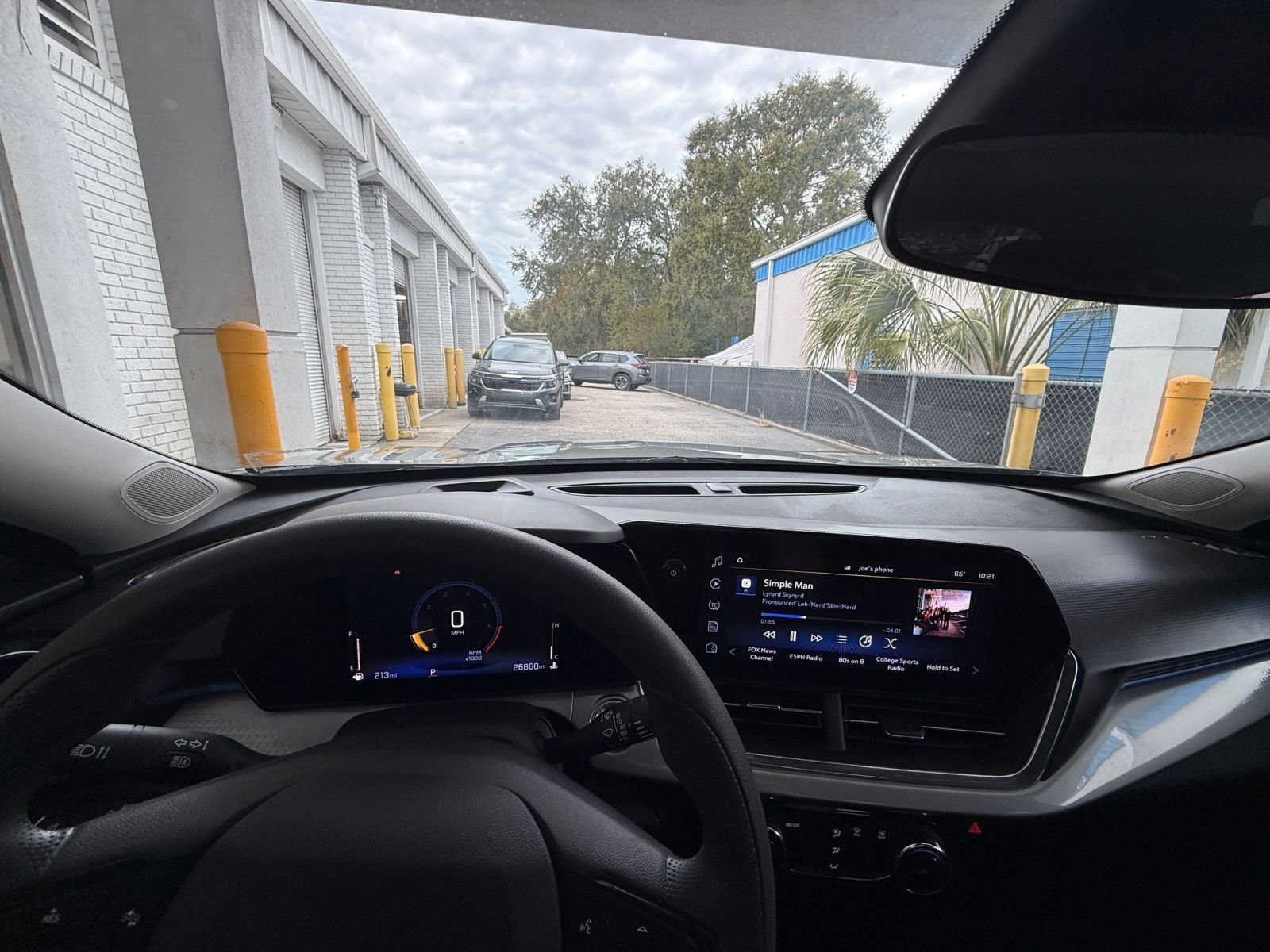 Thumbnail: 2025 Chevrolet Trax - 33