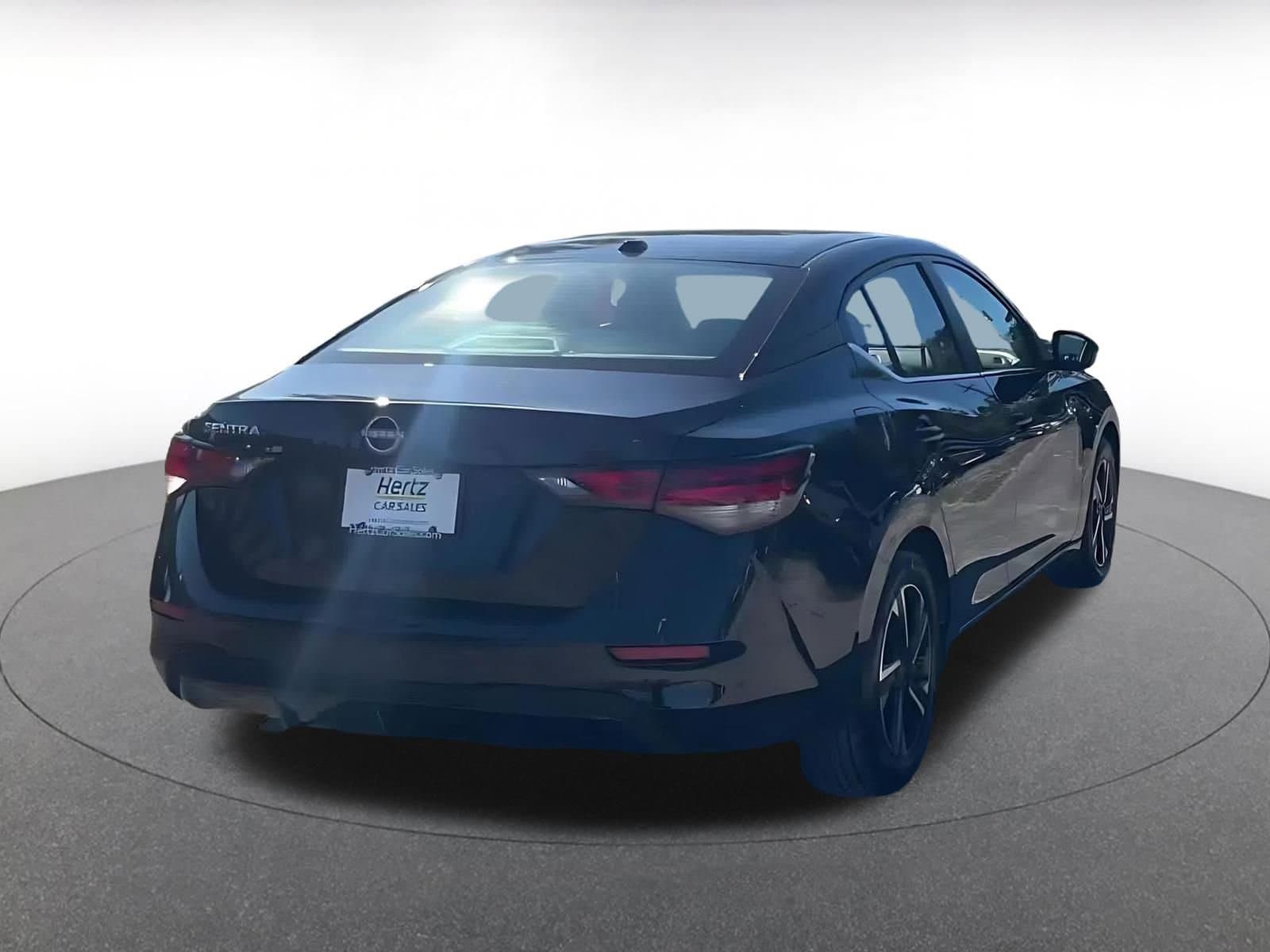 Thumbnail: 2025 Nissan Sentra - 14