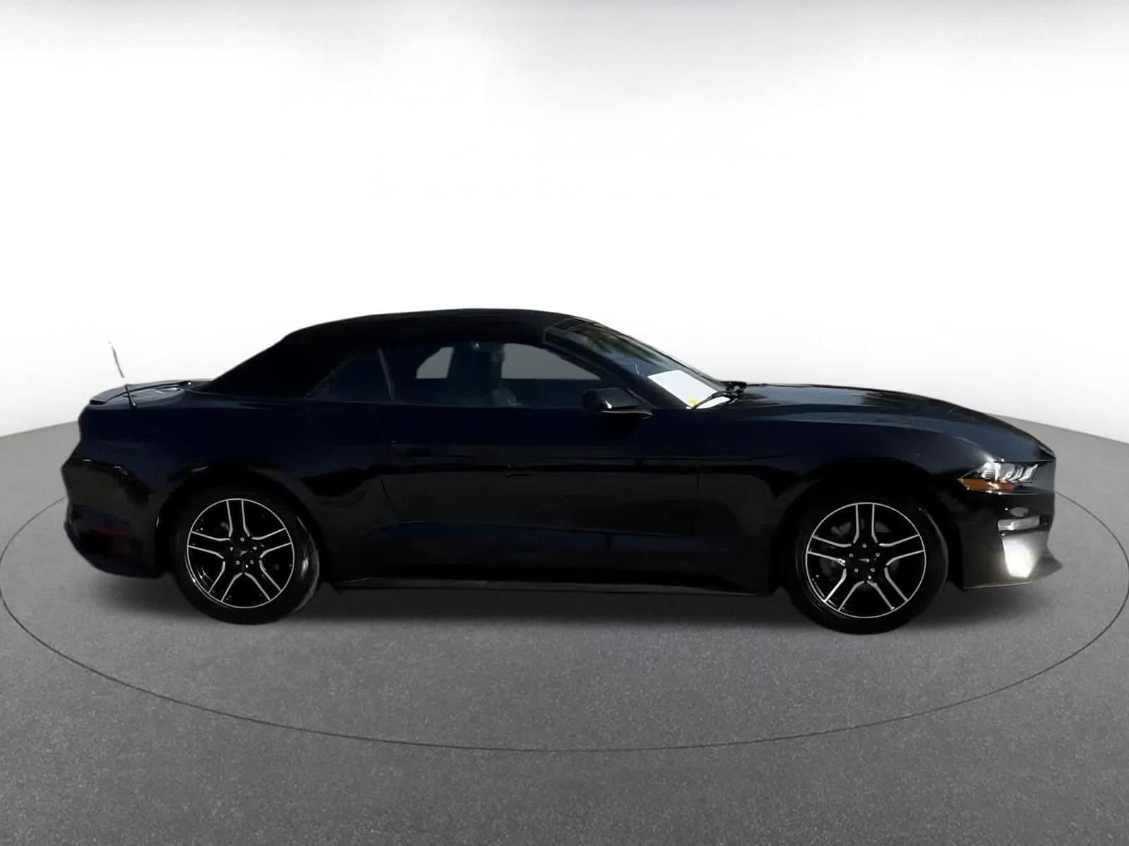 Thumbnail: 2023 Ford Mustang - 15