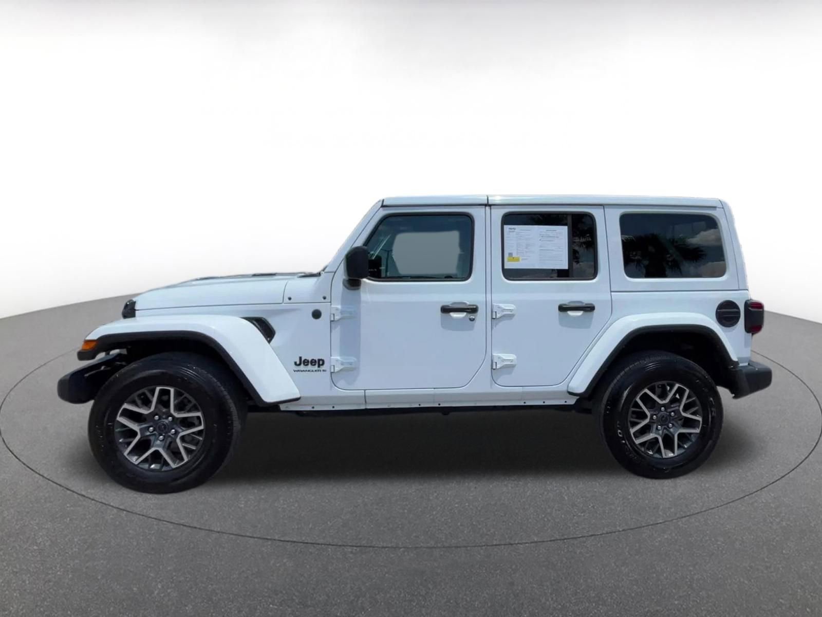 Thumbnail: 2025 Jeep Wrangler - 9