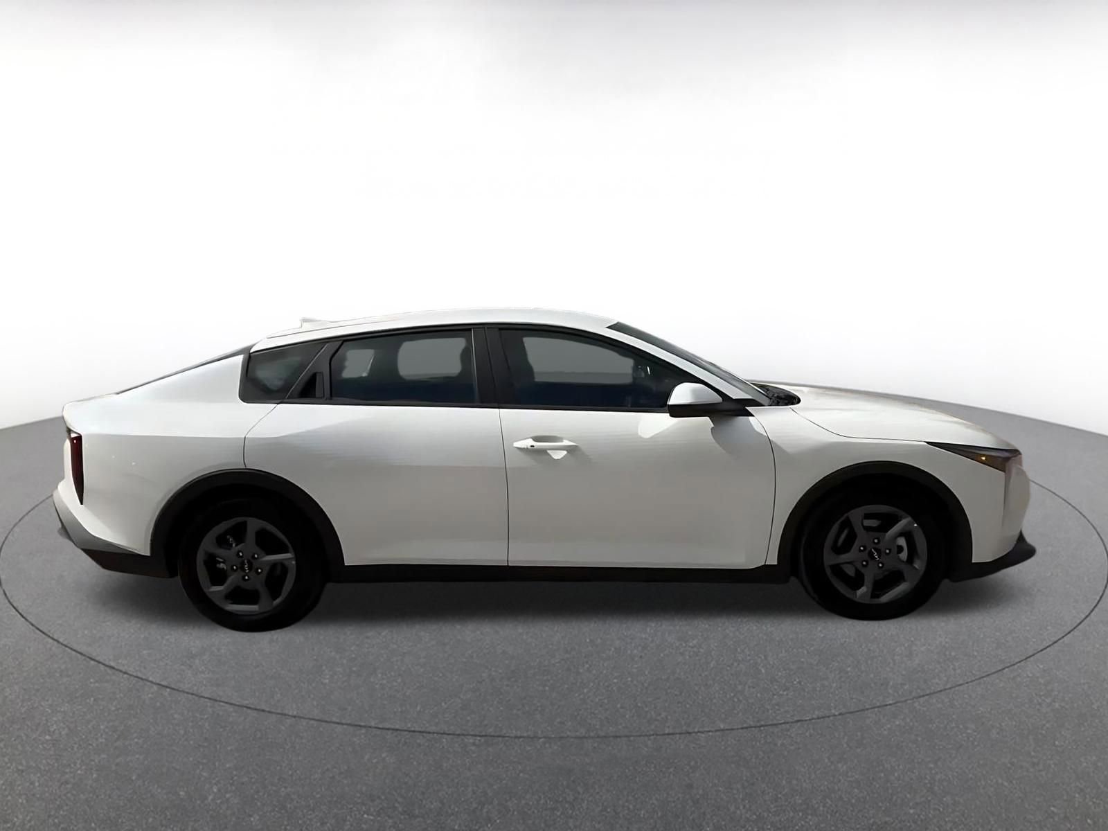 Thumbnail: 2025 Kia K4 - 15