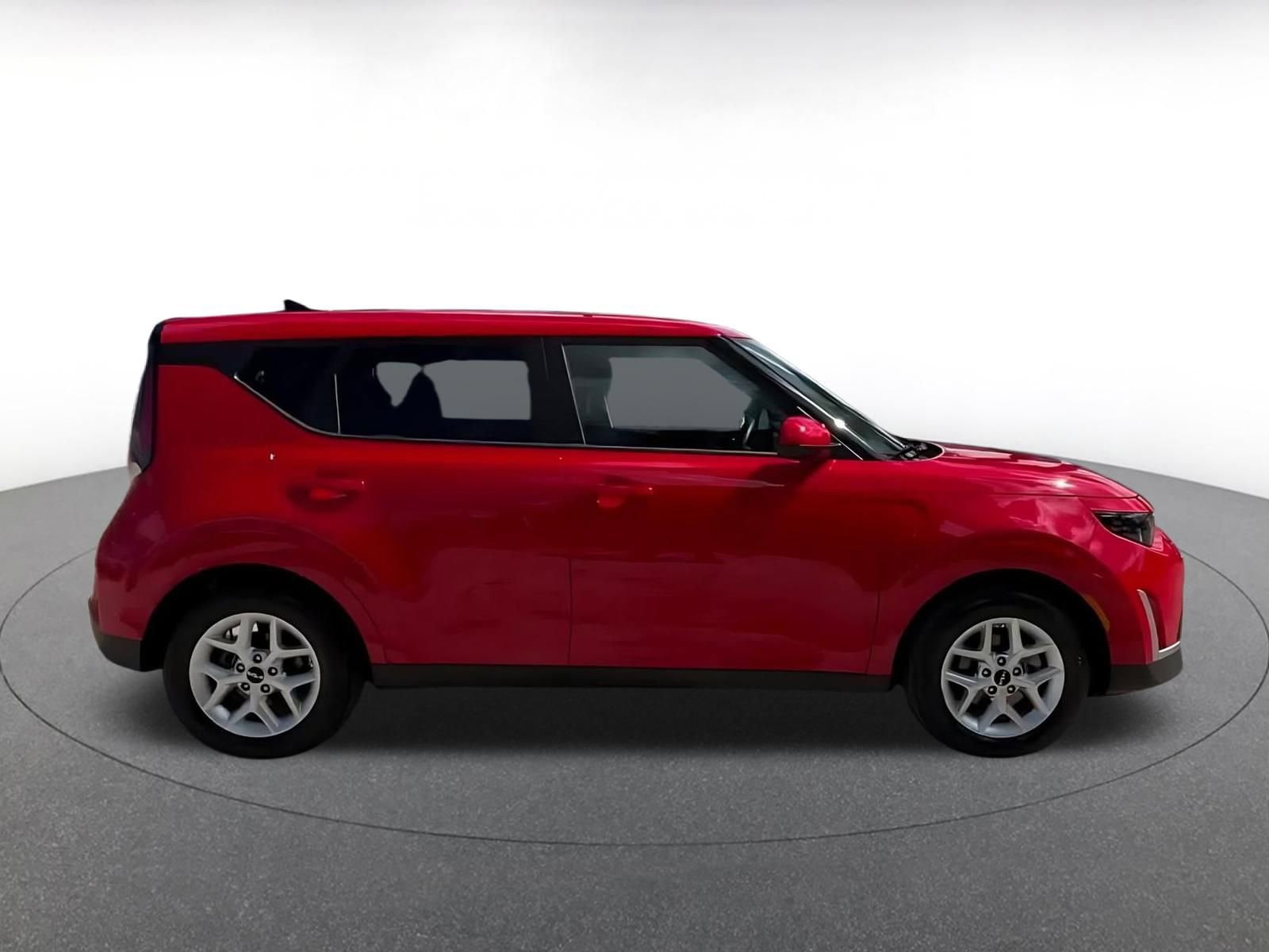 Thumbnail: 2025 Kia Soul - 16