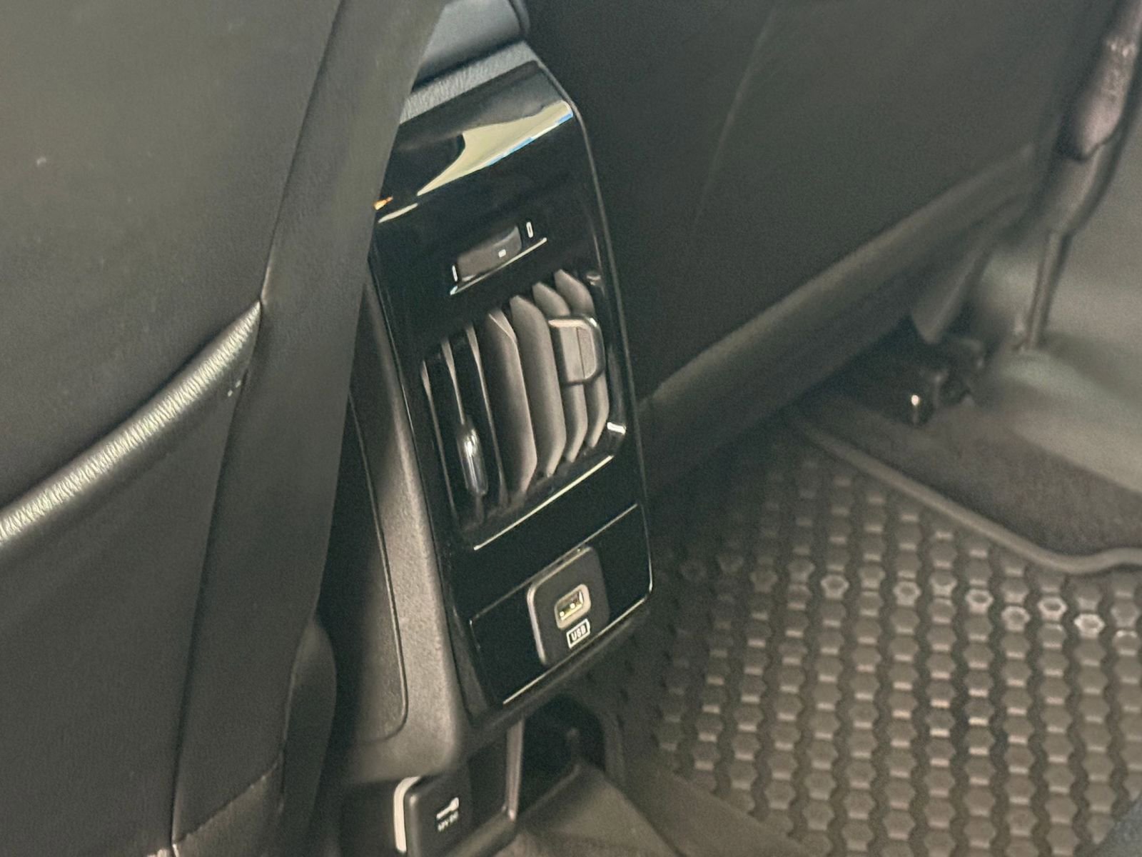 Thumbnail: 2025 Jeep Compass - 24