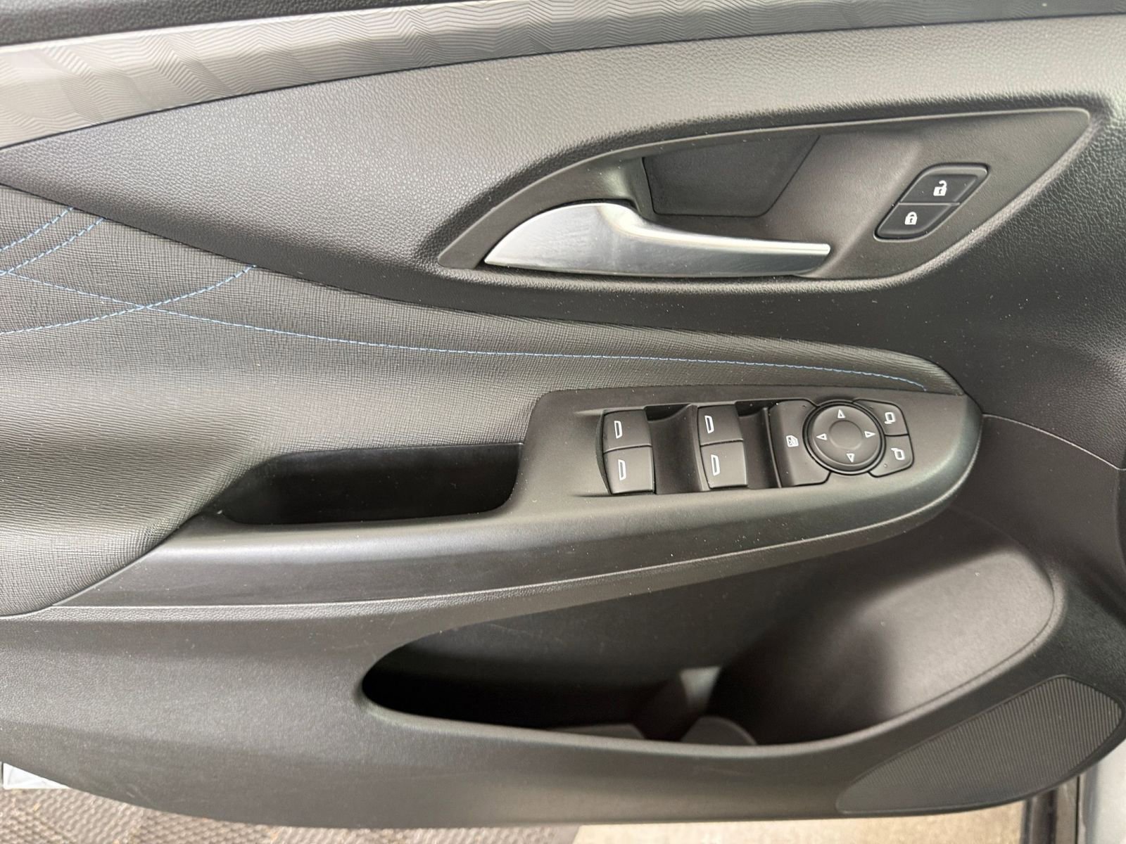 Thumbnail: 2025 Buick Envista - 20