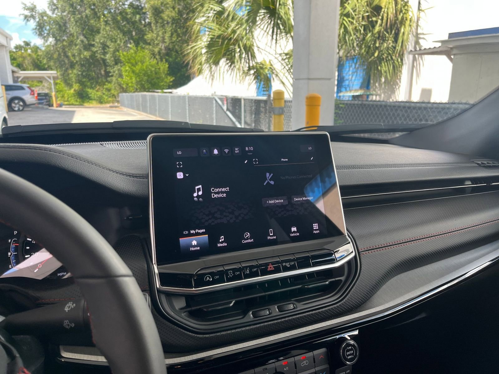 Thumbnail: 2025 Jeep Compass - 18