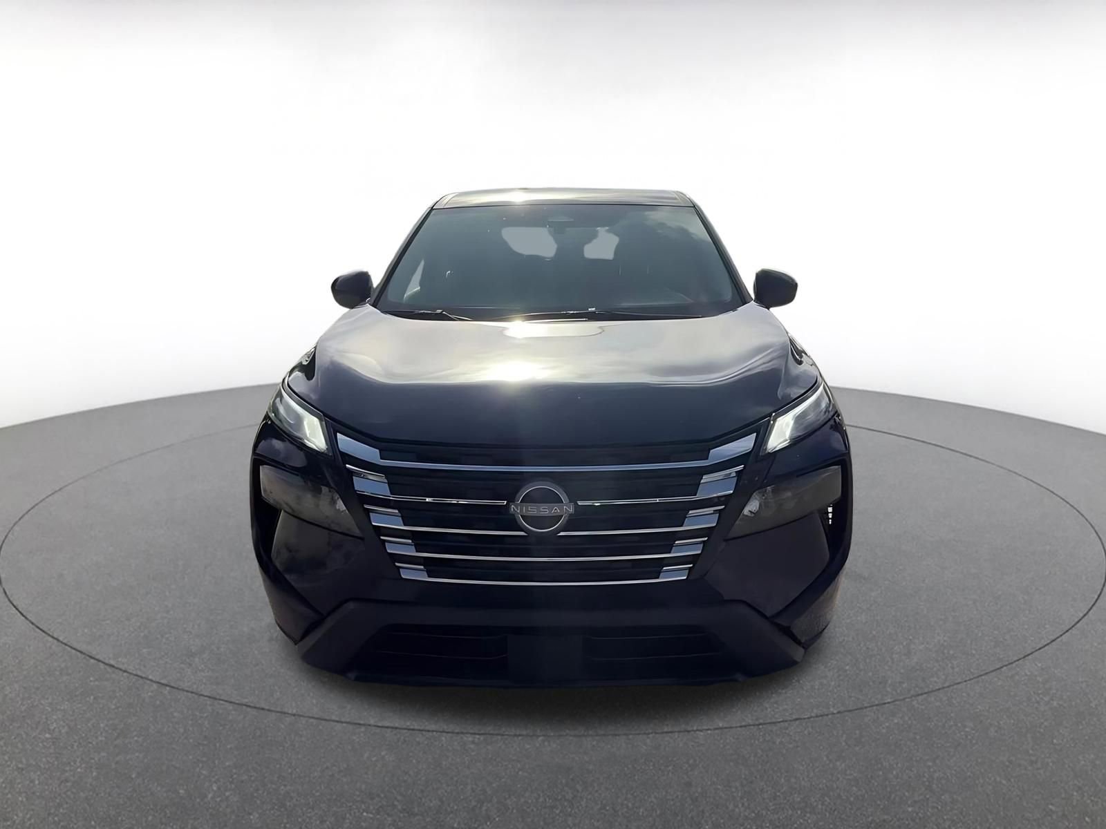 Thumbnail: 2025 Nissan Rogue - 4