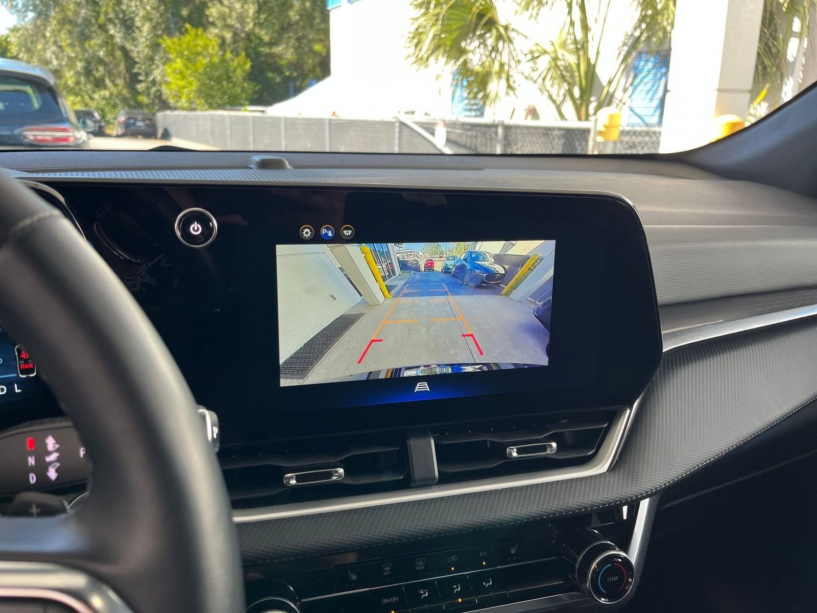 Thumbnail: 2025 Chevrolet Equinox - 17