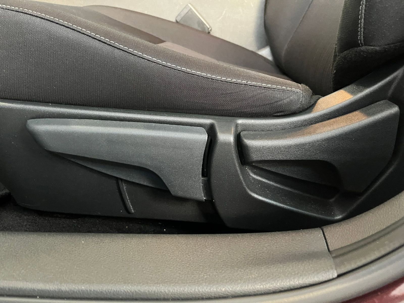 Thumbnail: 2025 Nissan Sentra - 23