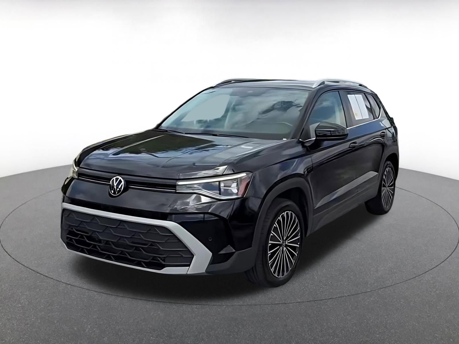 Thumbnail: 2025 Volkswagen Taos - 7