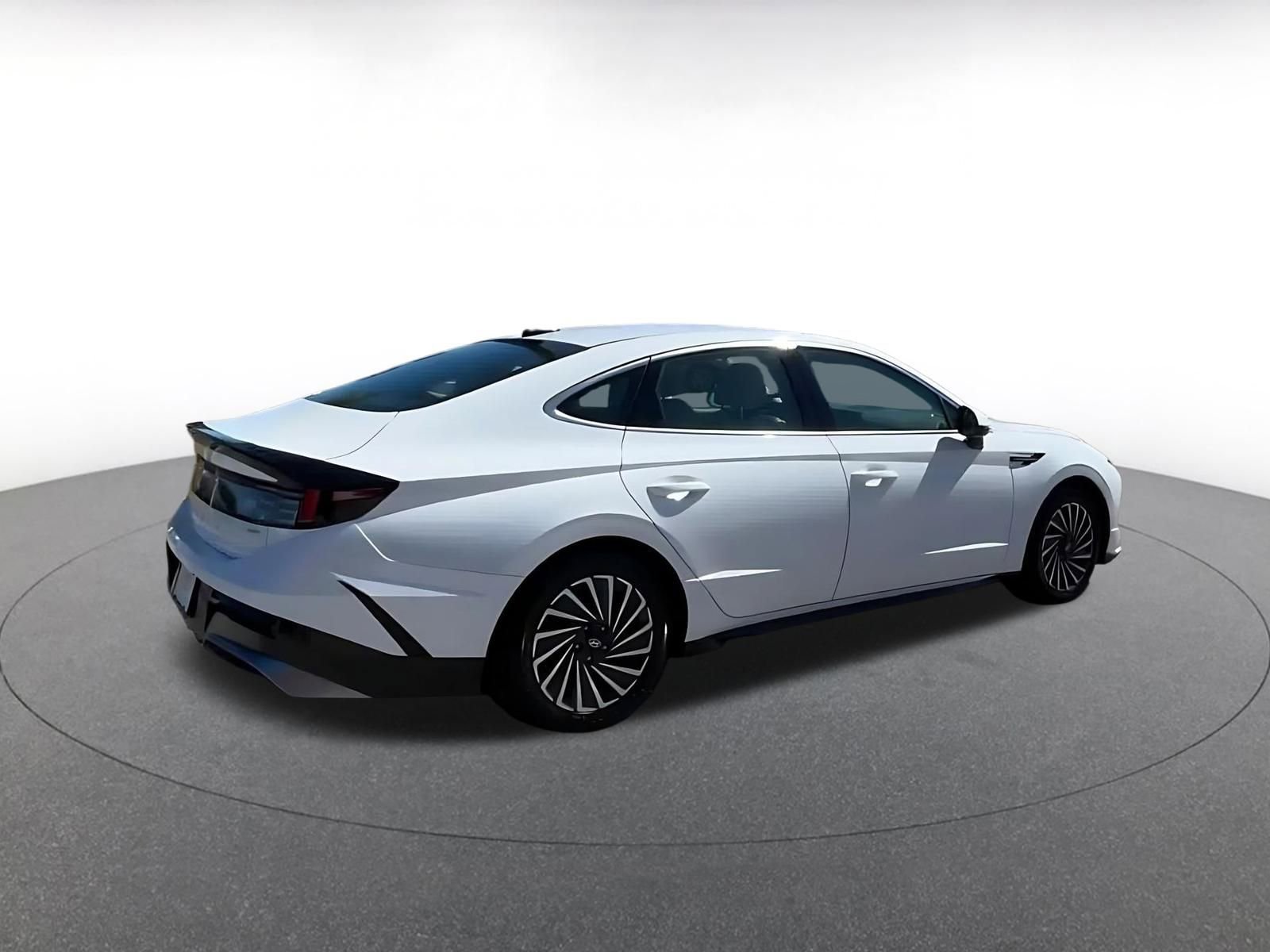 Thumbnail: 2025 Hyundai Sonata - 14