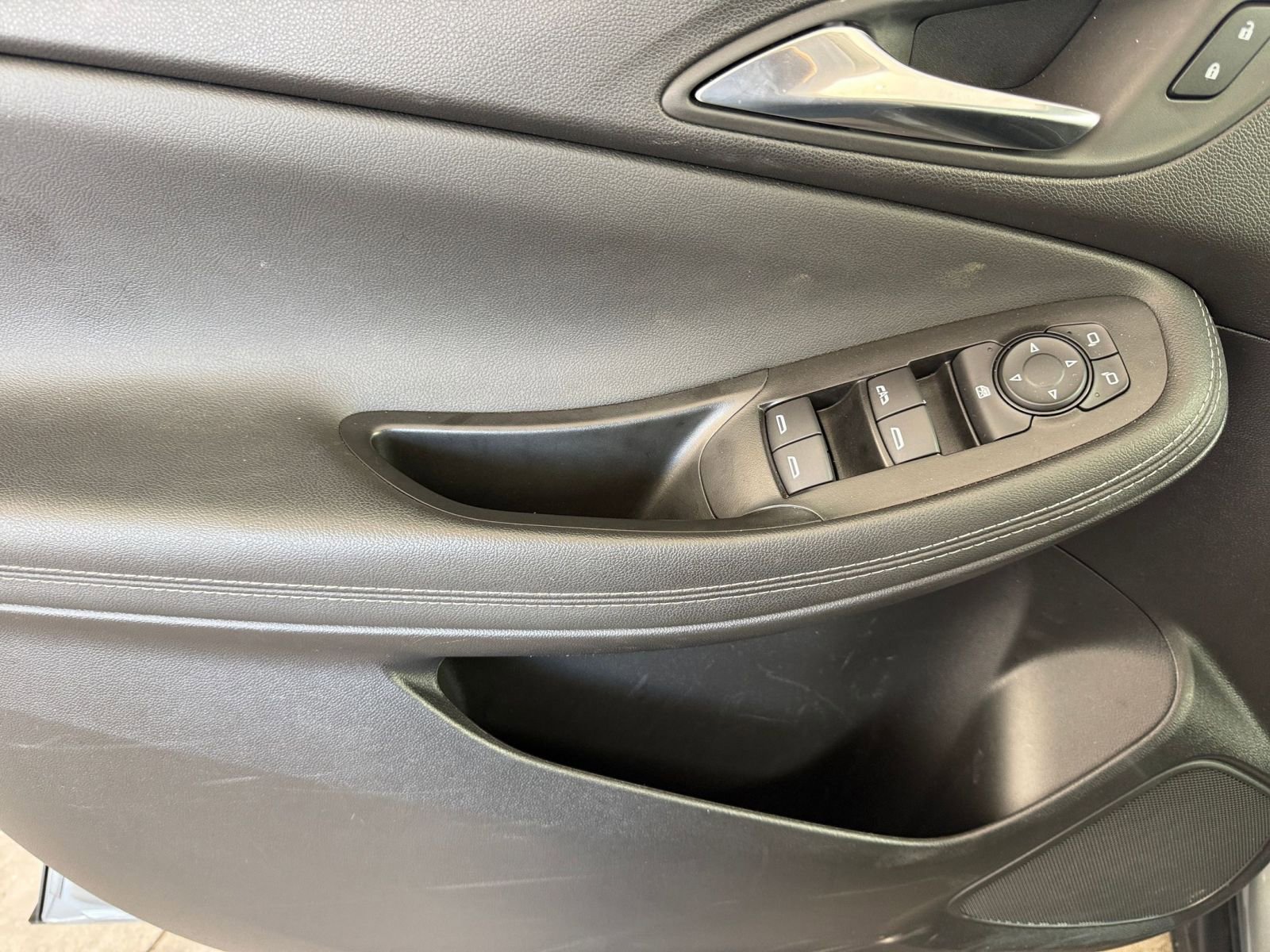 Thumbnail: 2025 Buick Encore GX - 18