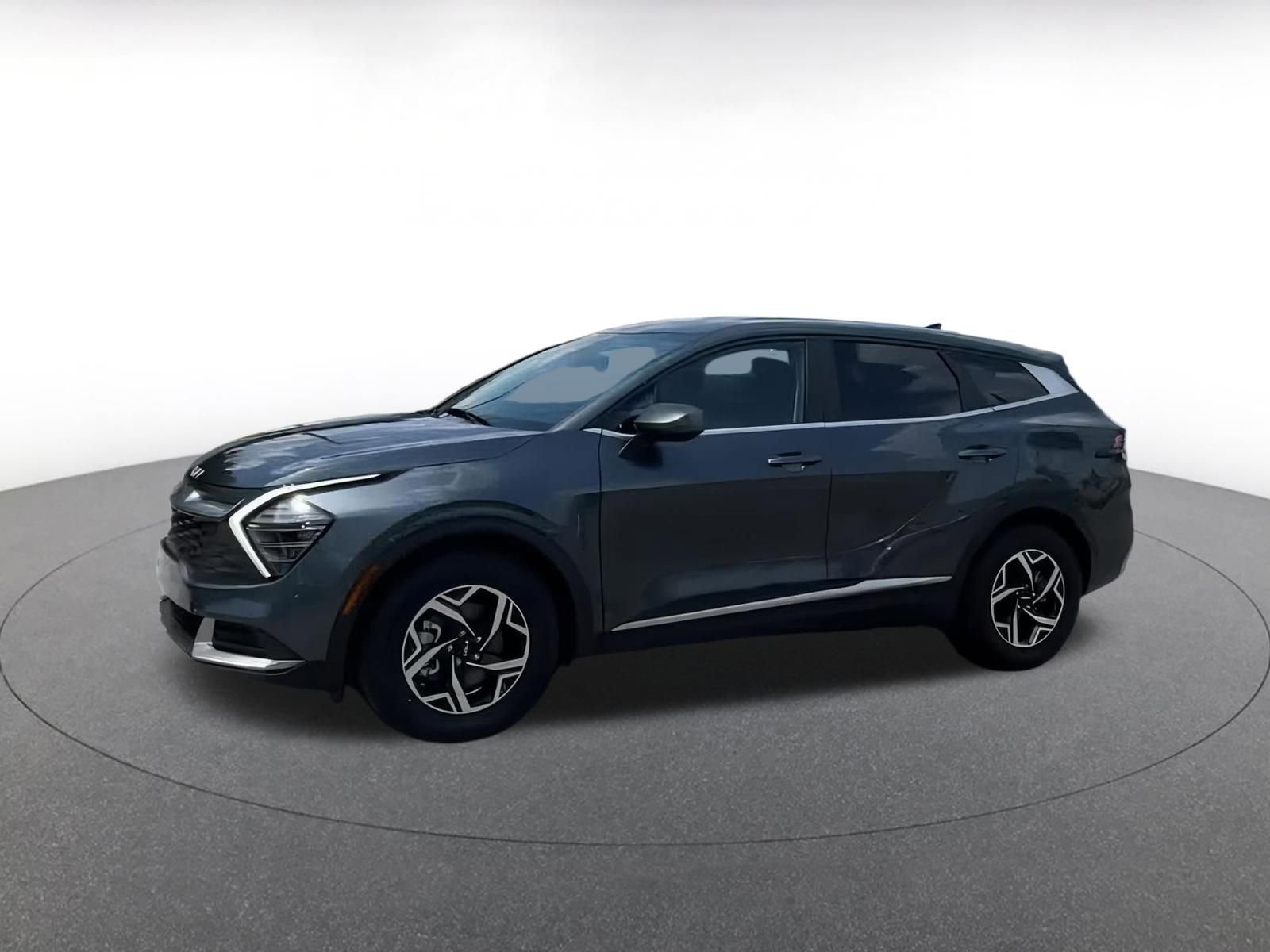Thumbnail: 2024 Kia Sportage - 7