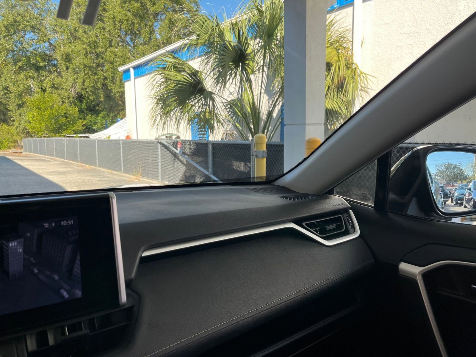 Thumbnail: 2025 Toyota RAV4 - 35