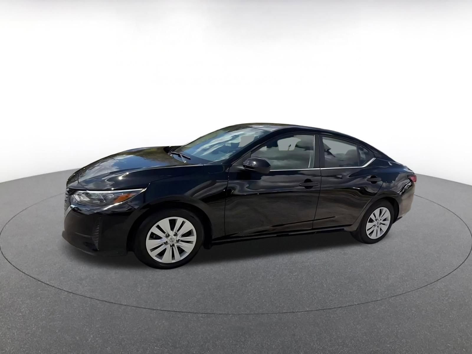 Thumbnail: 2025 Nissan Sentra - 8