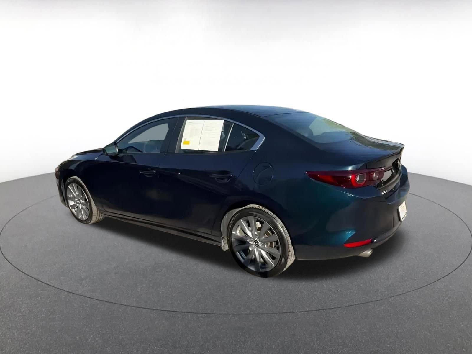 Thumbnail: 2025 Mazda Mazda3 - 10