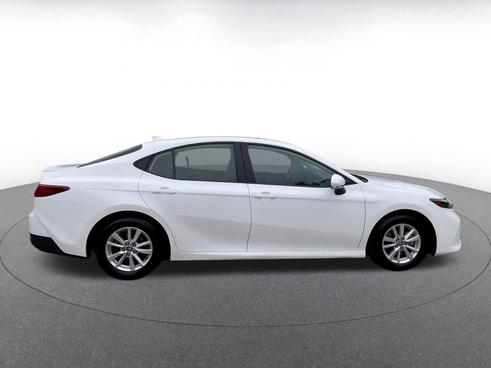 Thumbnail: 2025 Toyota Camry - 16