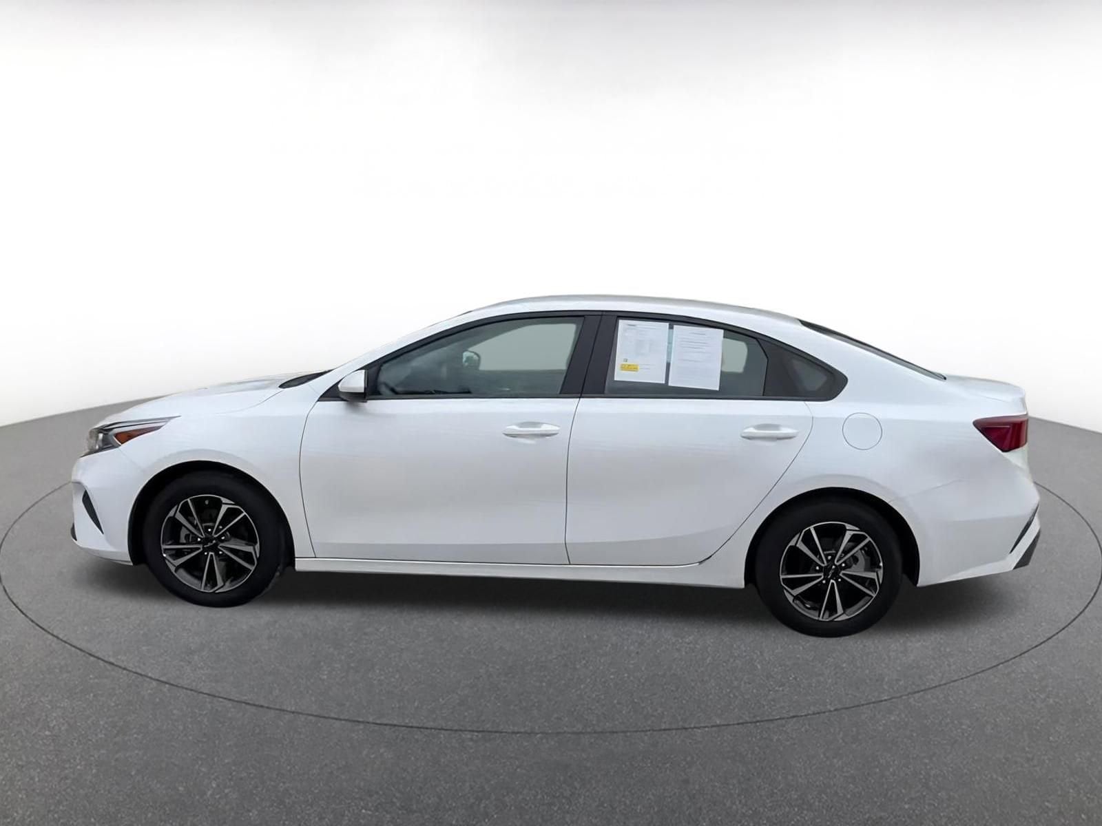 2024 Kia Forte LXS 7