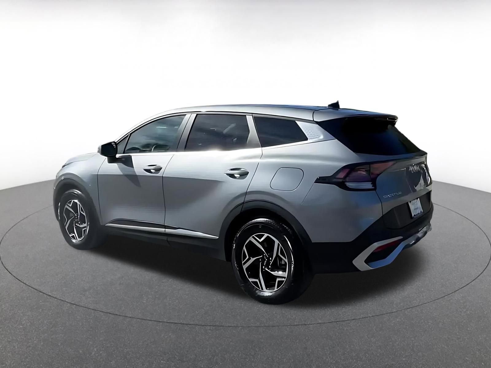 Thumbnail: 2025 Kia Sportage - 11