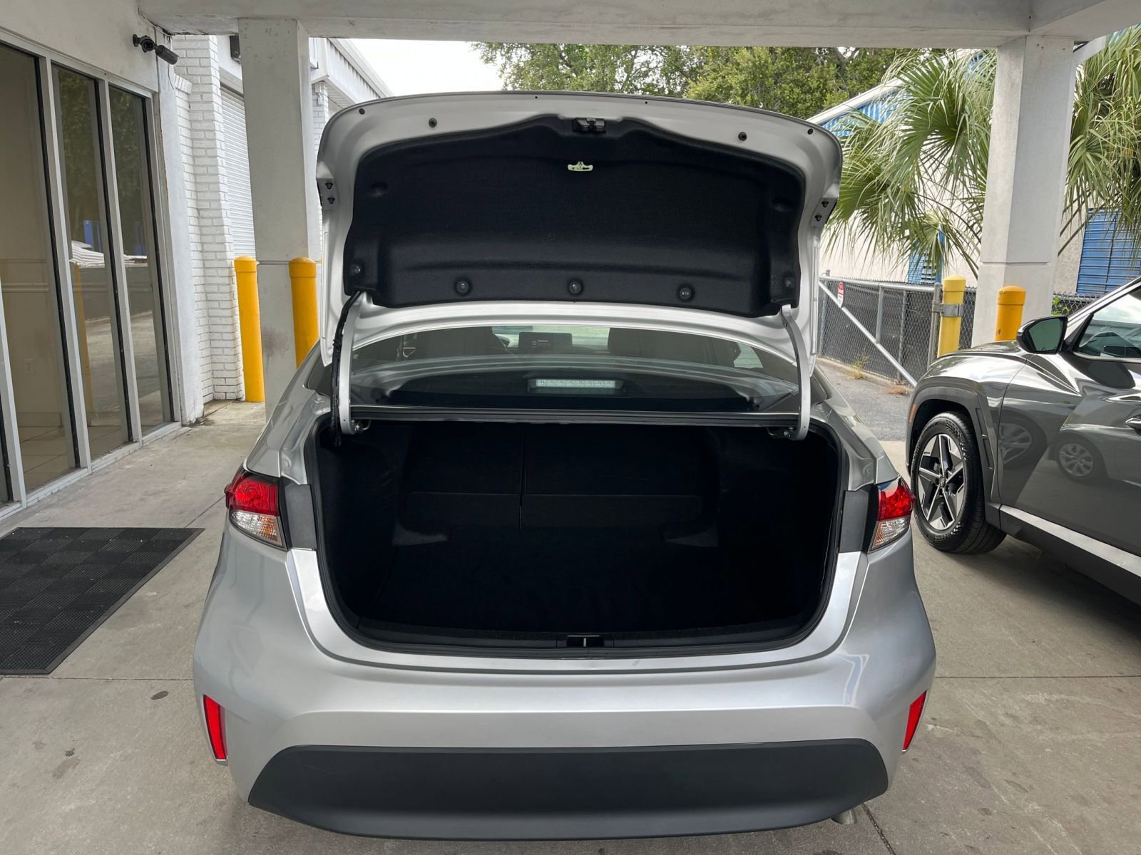 Thumbnail: 2024 Toyota Corolla - 31