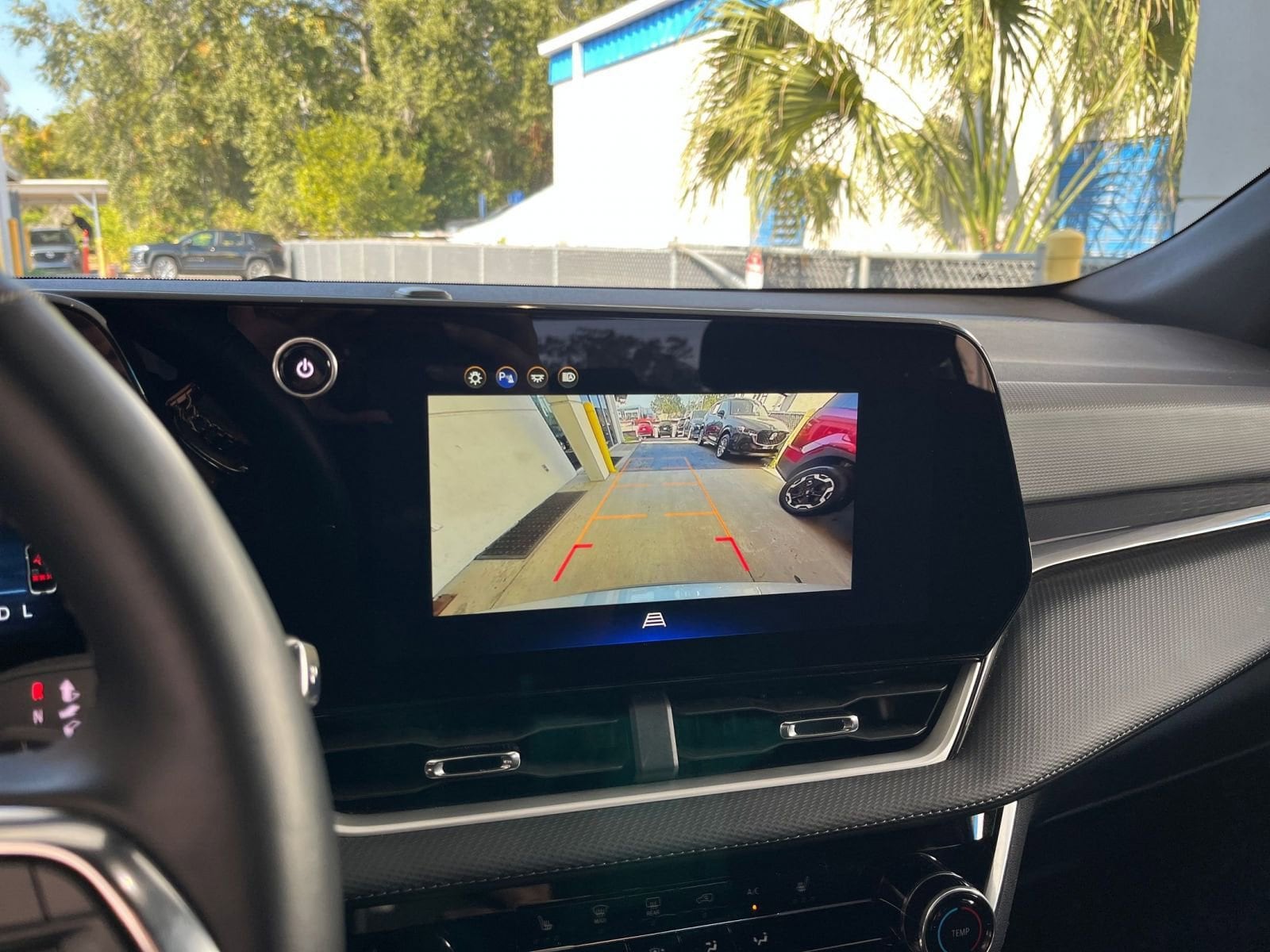 Thumbnail: 2025 Chevrolet Equinox - 17