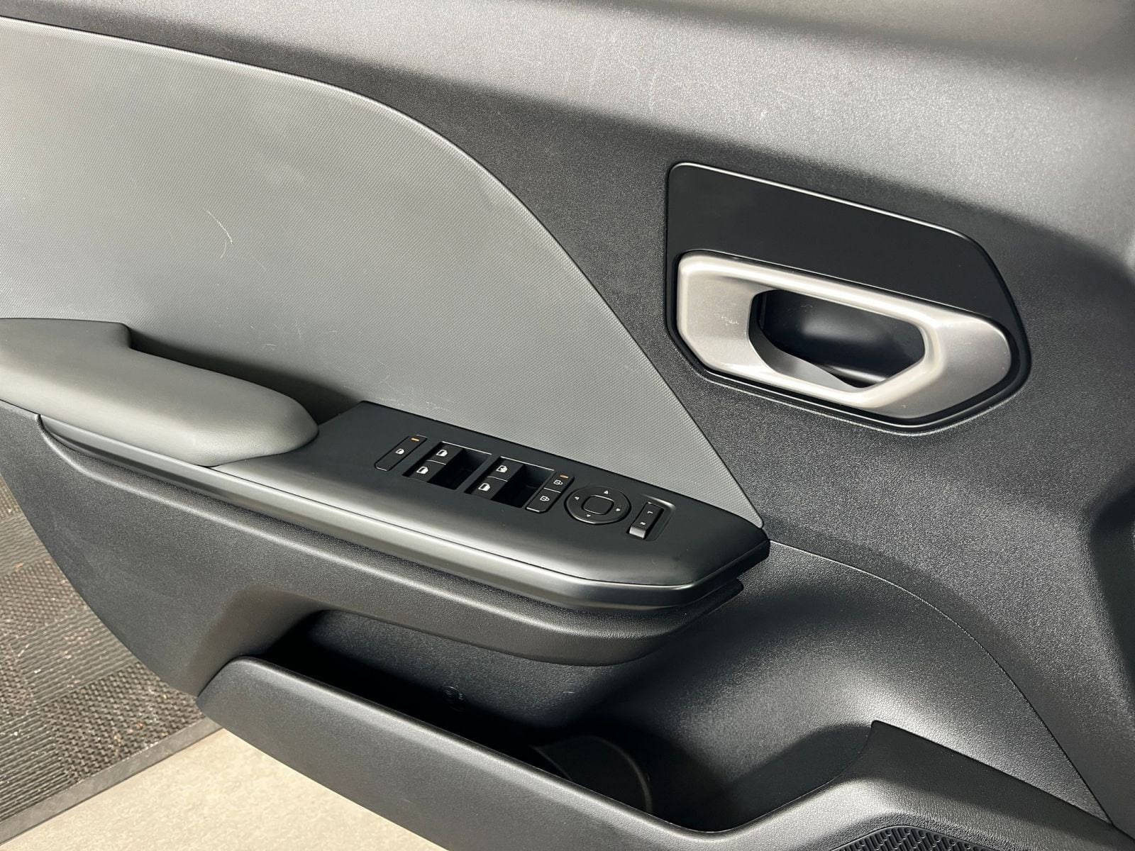 Thumbnail: 2025 Kia K4 - 20