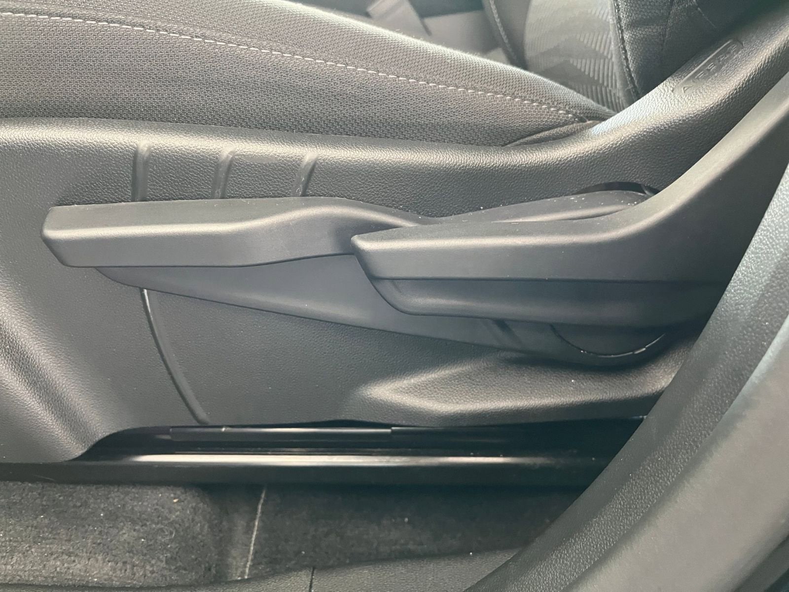 Thumbnail: 2025 Chevrolet Equinox - 23