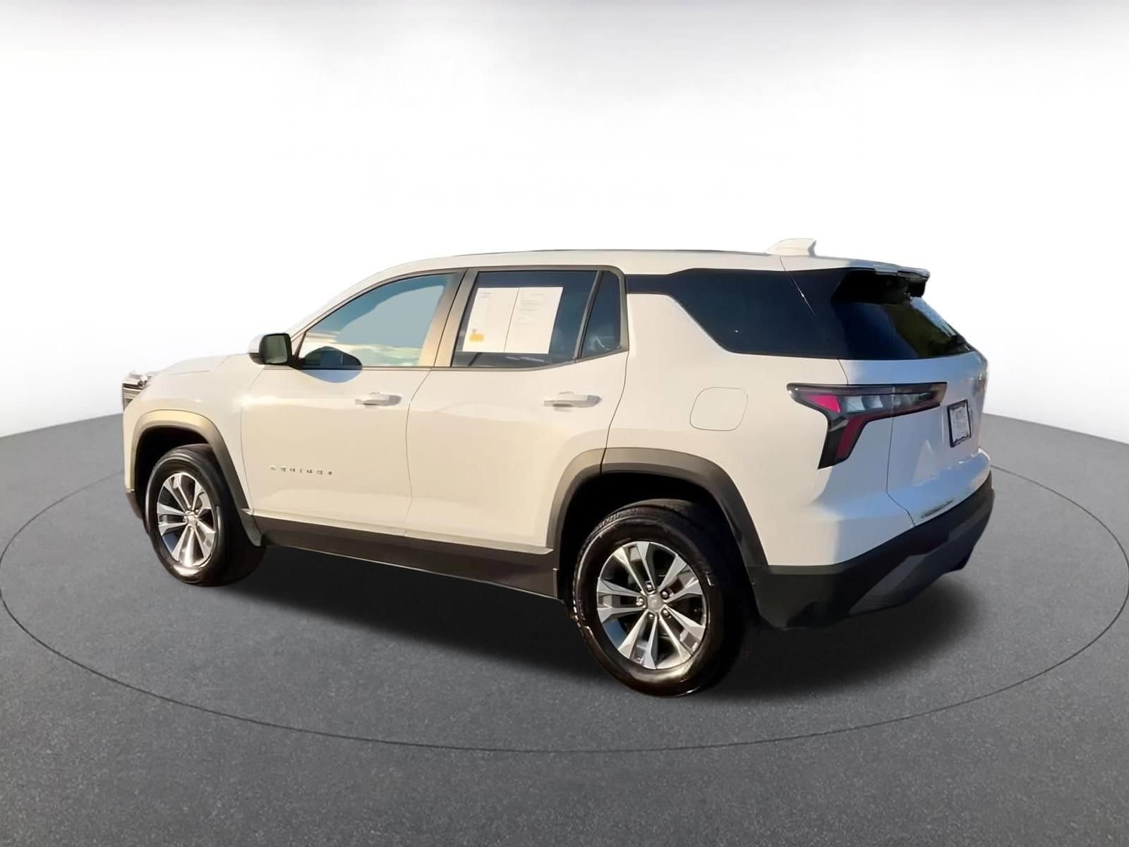 Thumbnail: 2025 Chevrolet Equinox - 8